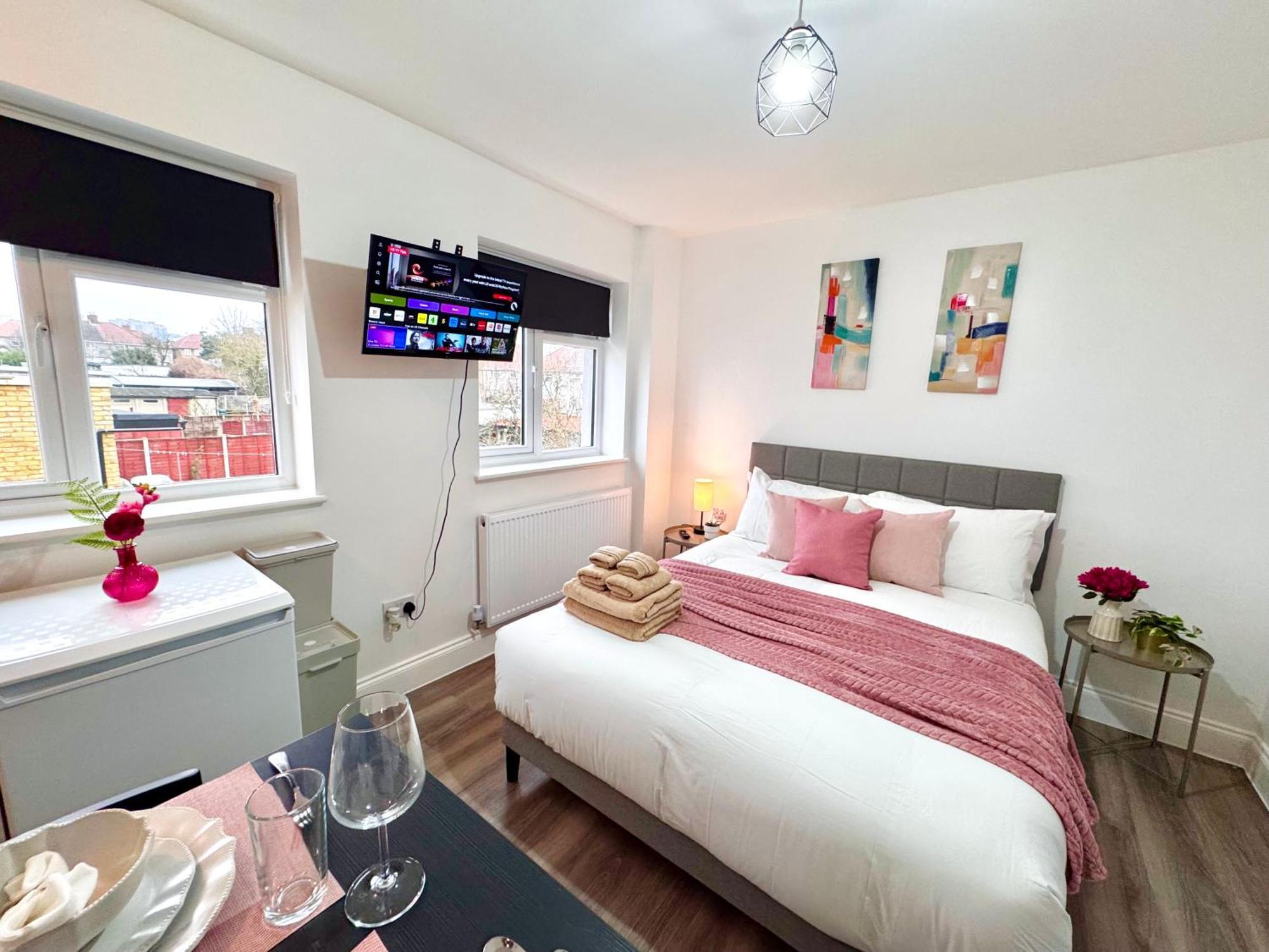 Great 30min To Apartment London