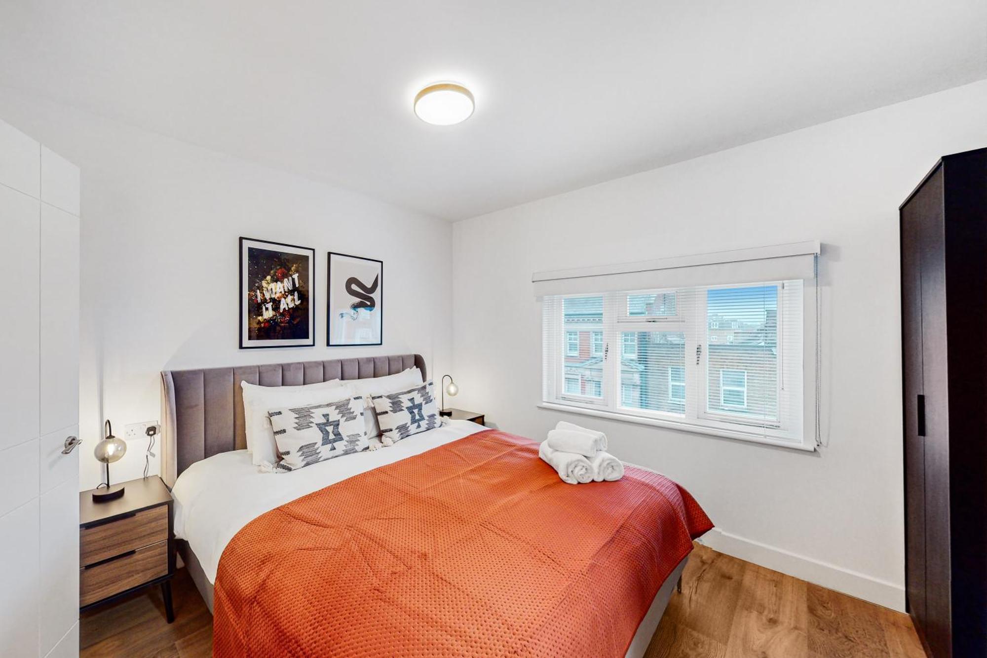 Stylish & Spacious Modern Near Dalston Kingsland Station Londen