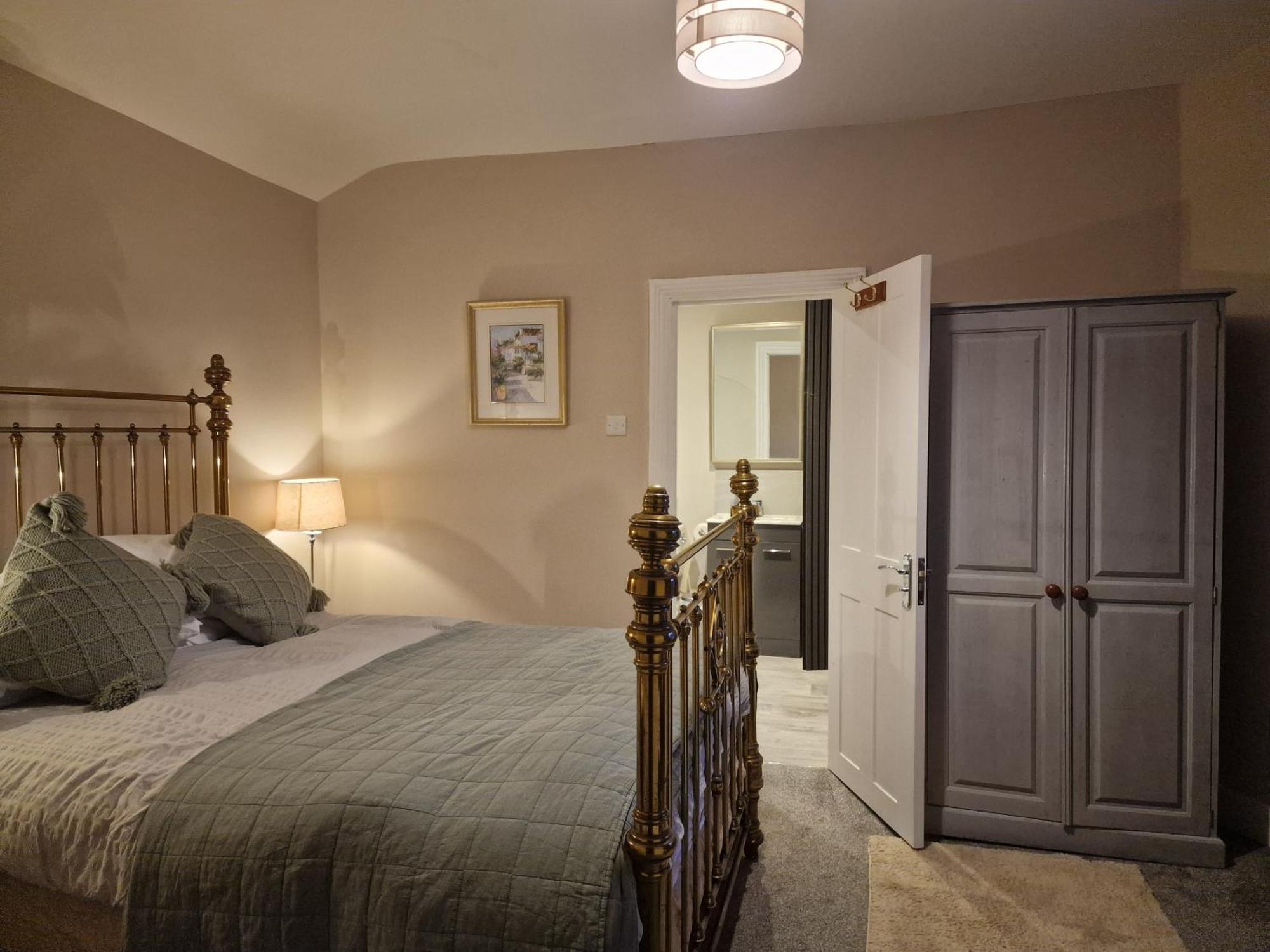 The Bean - Double Bedroom With Private Bathroom Bed & Breakfast
