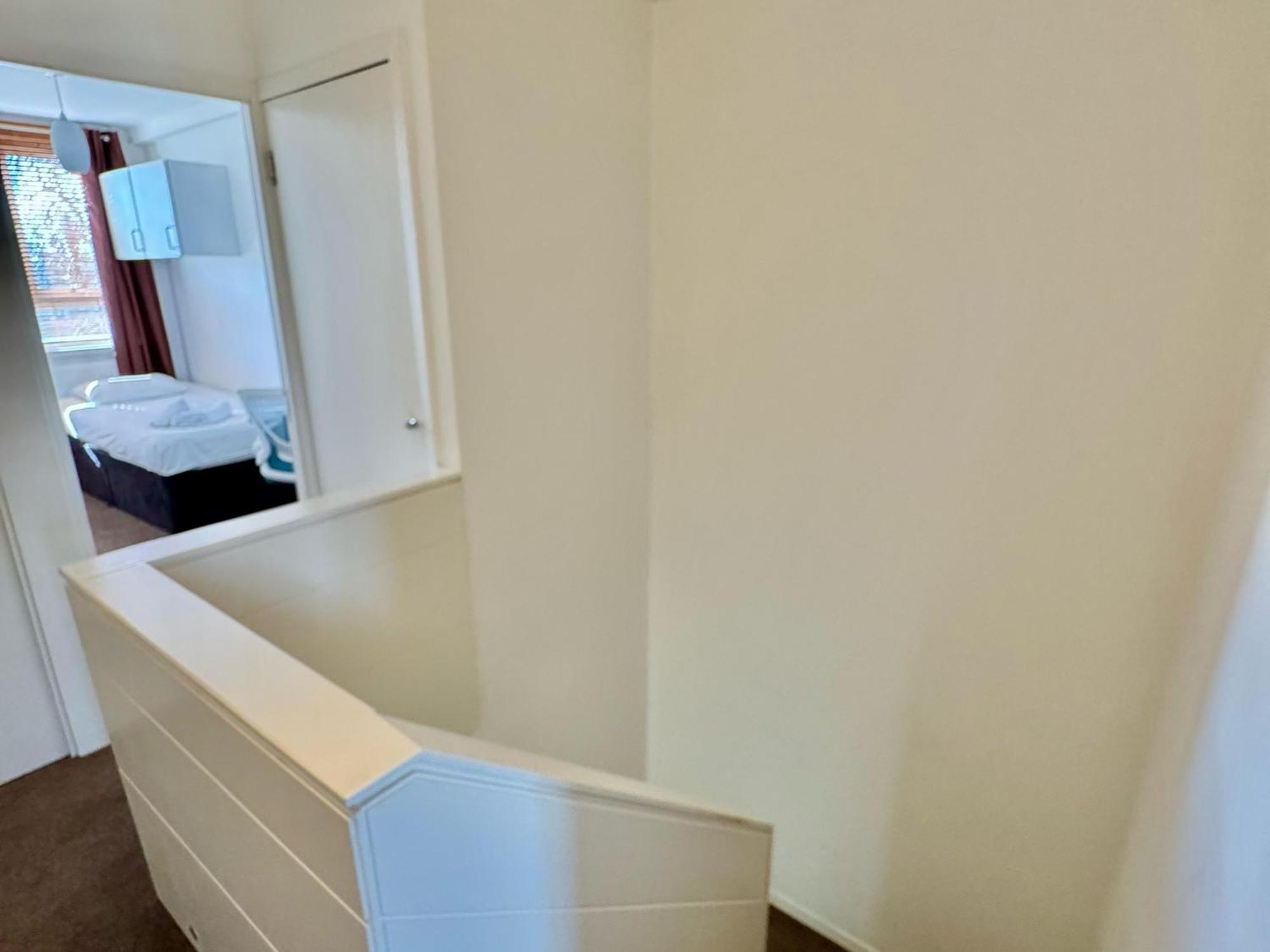 Sleek & Bright Balcony Flat Perfect Escape * London