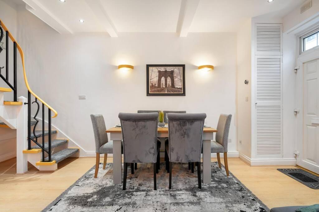 Holiday home *-* Beautiful Townhouse In *-*