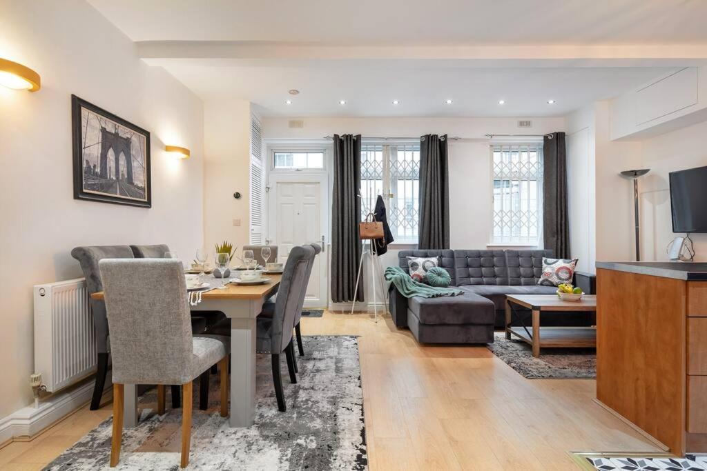 *-* Beautiful Townhouse In *-* Holiday home