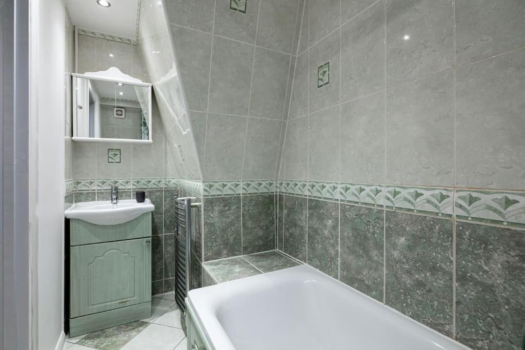 Holiday home *-* Beautiful Townhouse In *-*