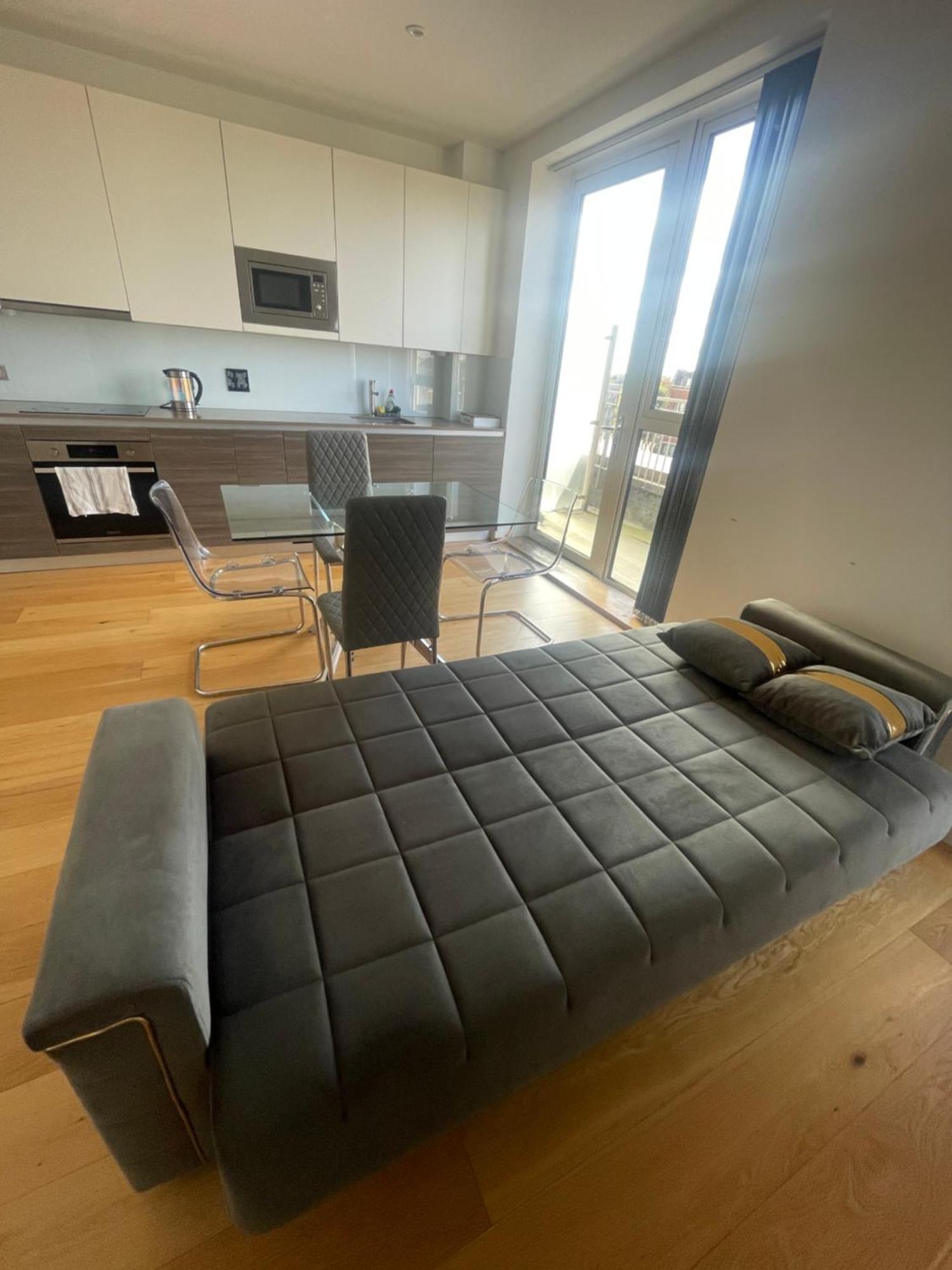Appartement Luxury Floor Penthouse Near Heathrow Londen