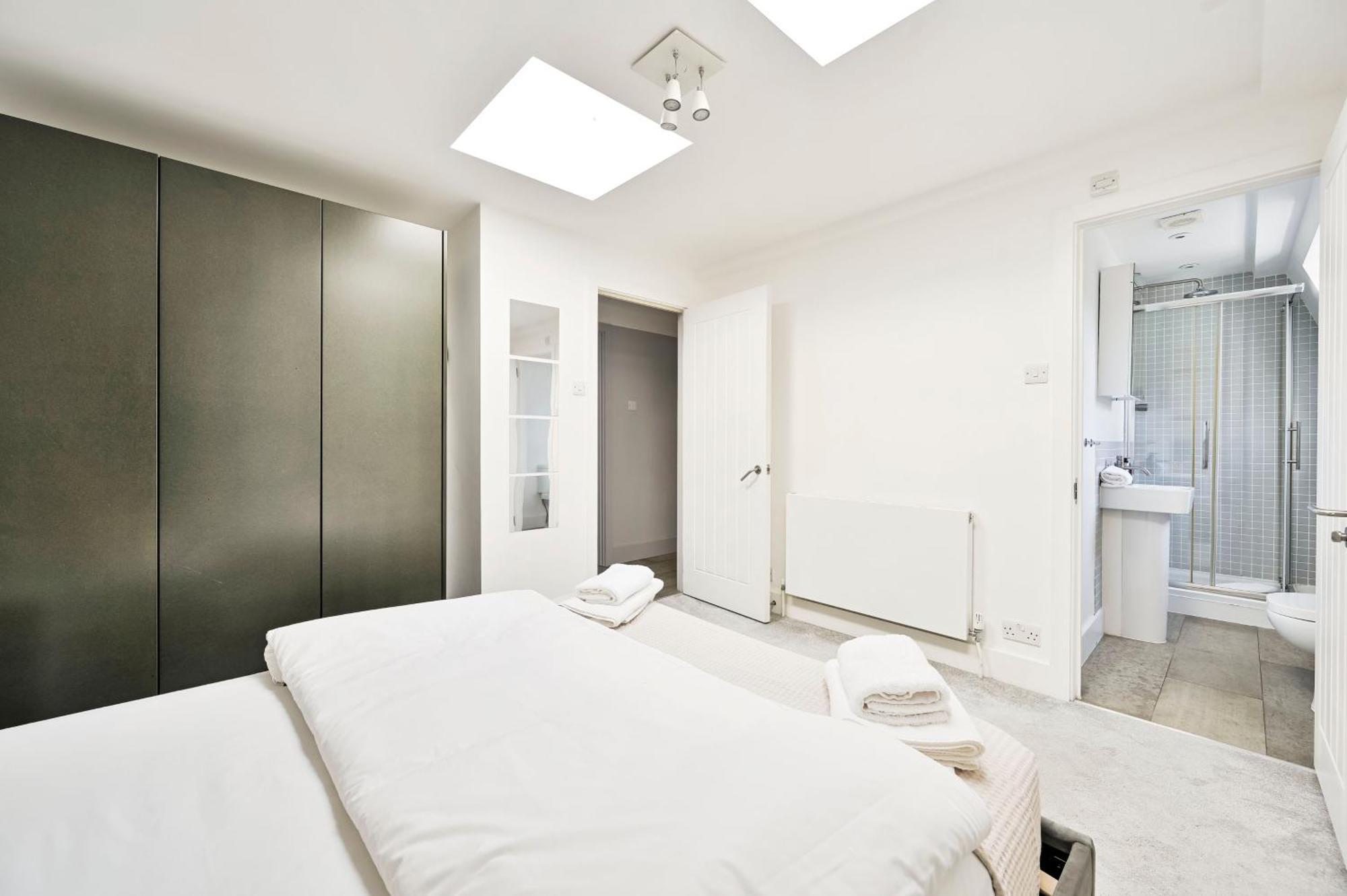 Farringdon Comfortable 3 Bed Apartment