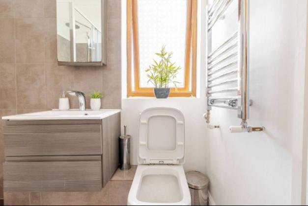 1 Bedroom Town House In Ferienhaus *