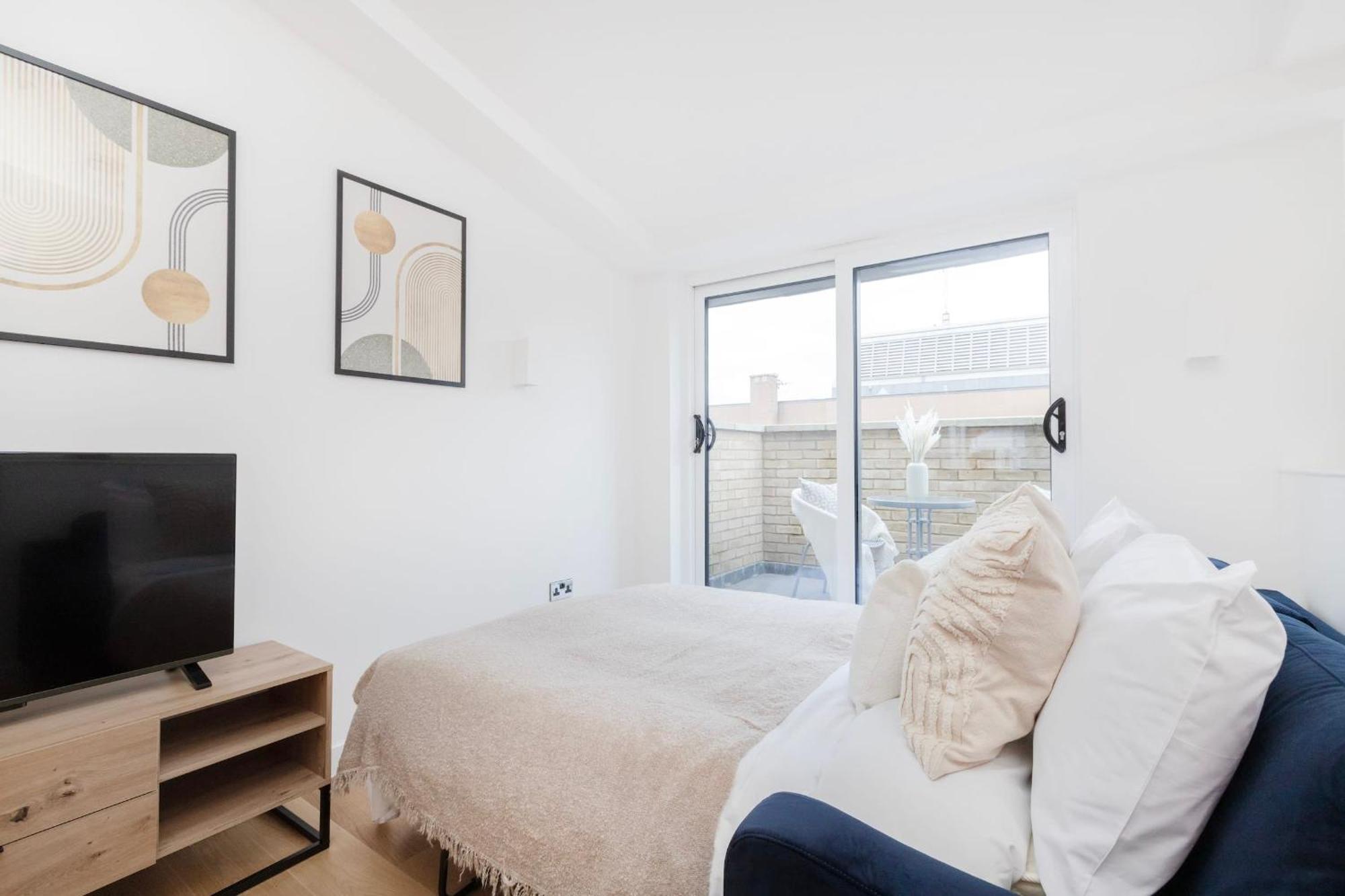 Bnbnova - Fitzrovia & Soho - 2br With Balcony *