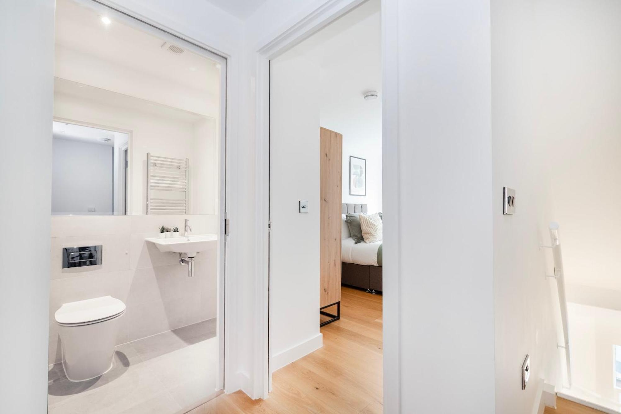 Bnbnova - Fitzrovia & Soho - 2br With Balcony