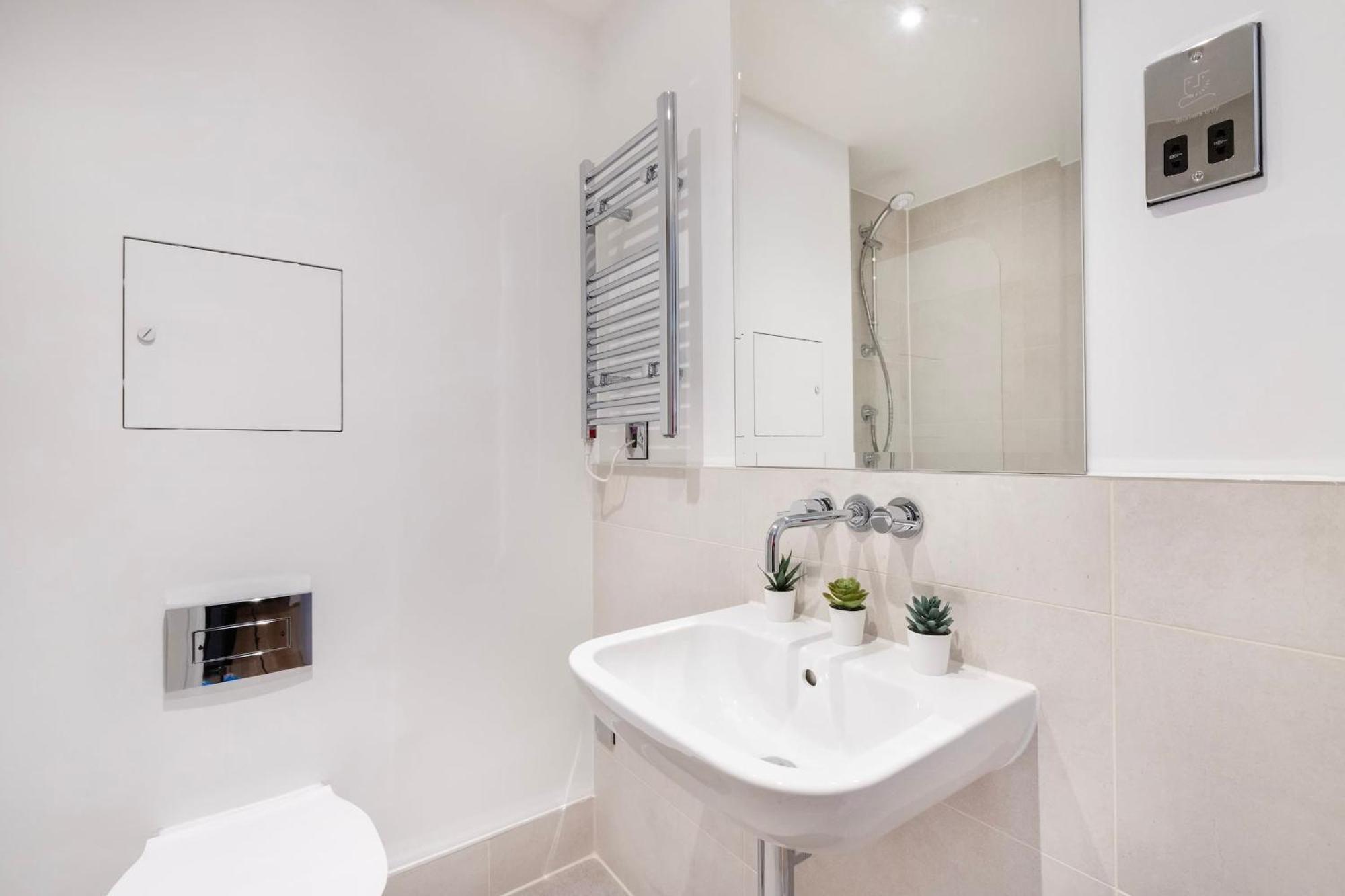 Apartment Bnbnova - Fitzrovia & Soho - 2br With Balcony