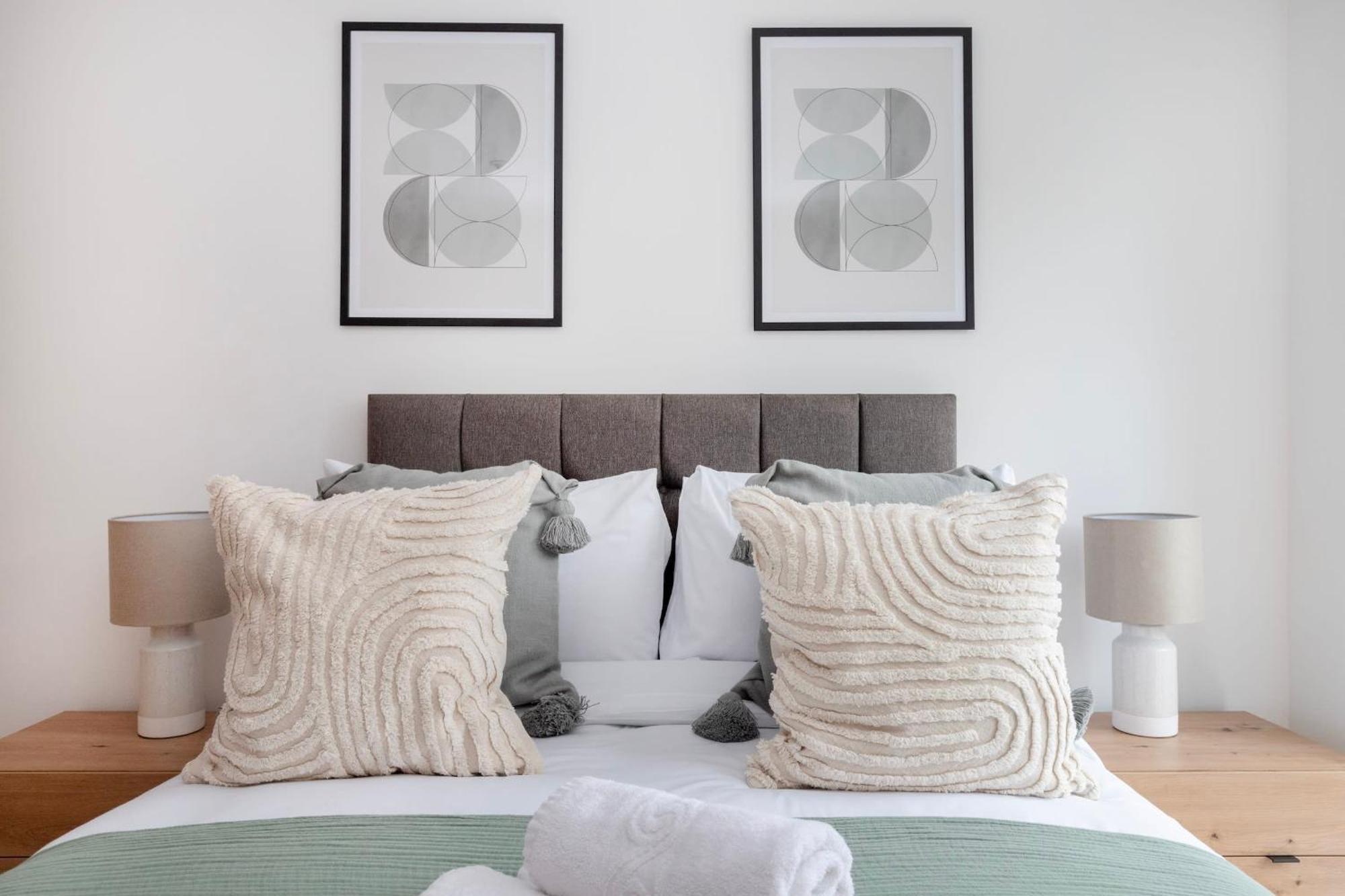 Bnbnova - Fitzrovia & Soho - 2br With Balcony *
