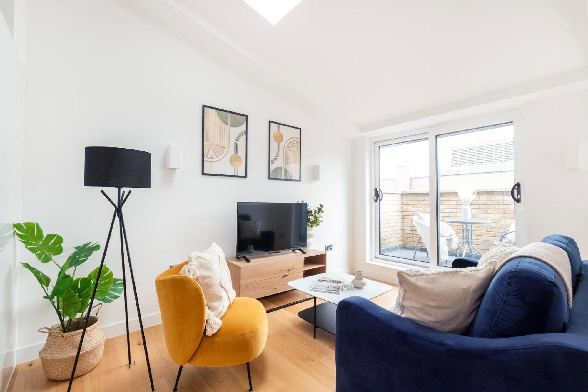 Bnbnova - Fitzrovia & Soho - 2br With Balcony London