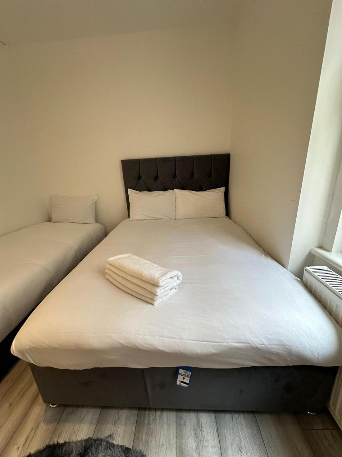 Ground Floor One Bedroom Flat Miles Londres