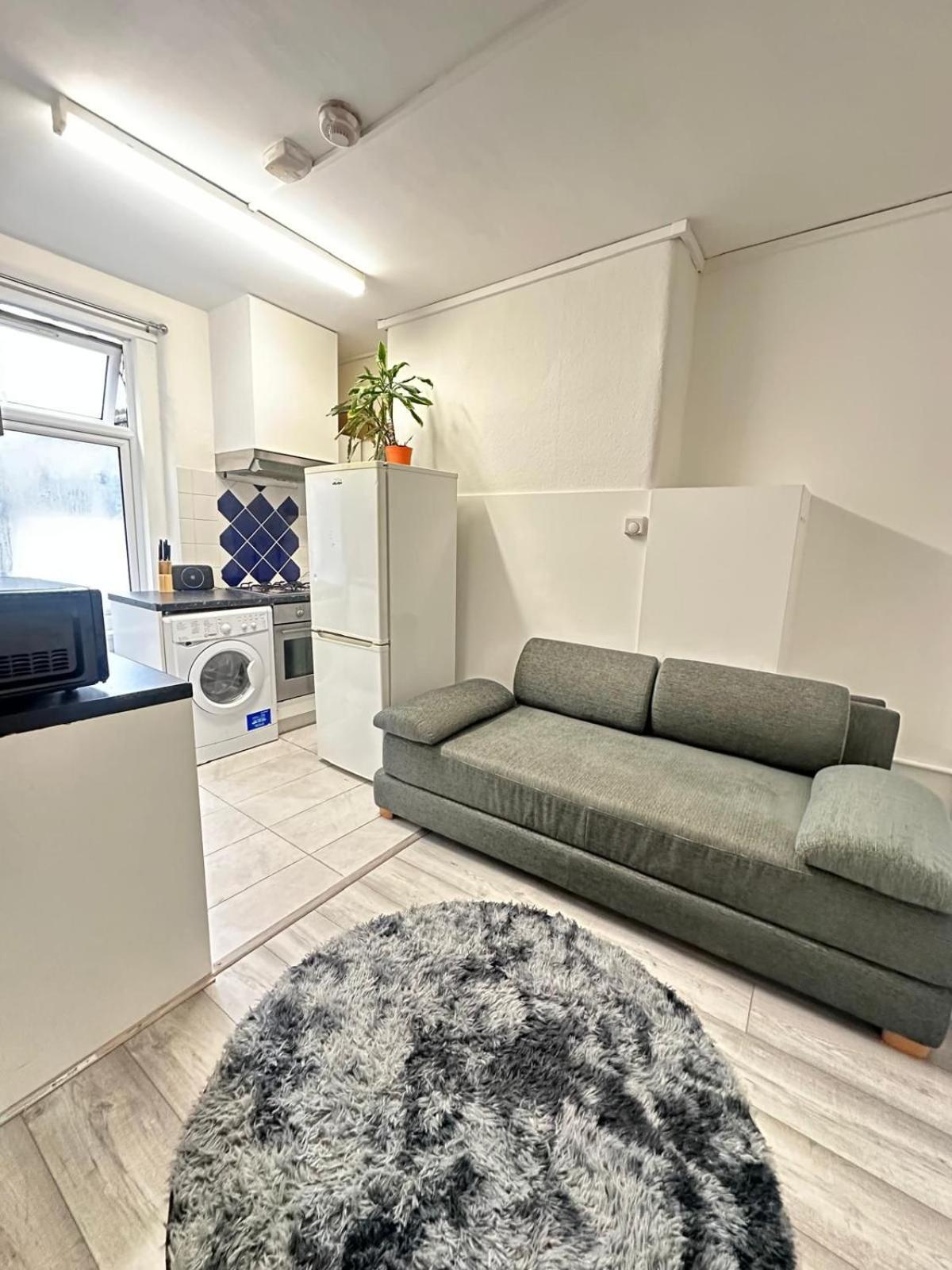 Ground Floor One Bedroom Flat Miles Apartamento *