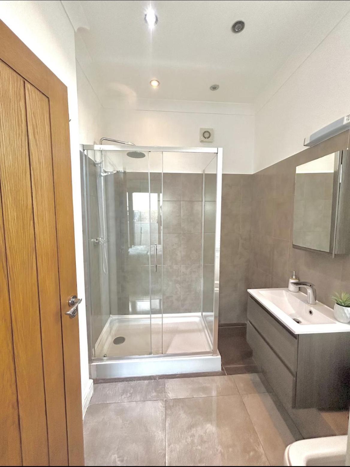 1 Bedroom Town House In Ferienhaus *