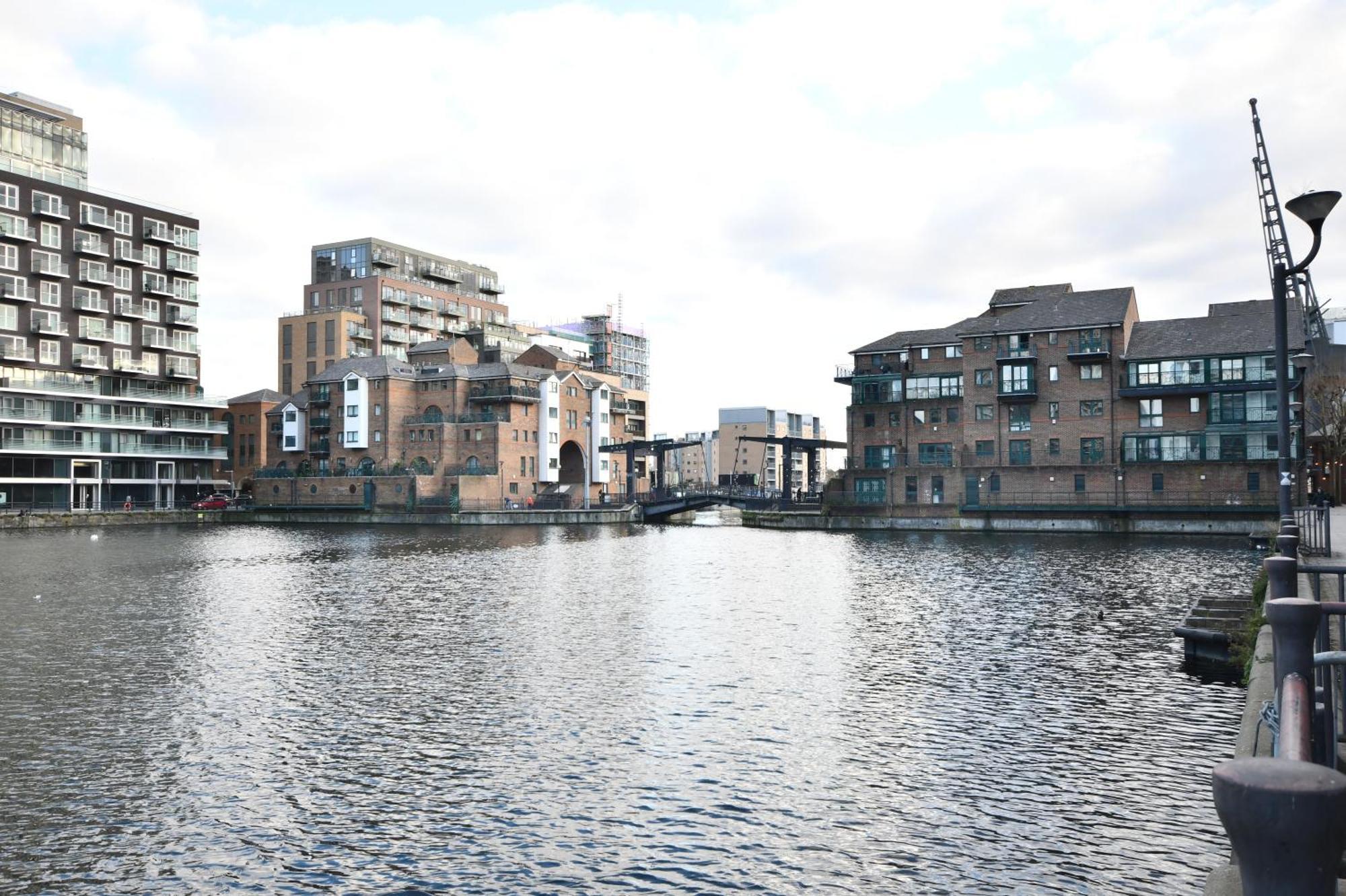 Comfortable 2 Bedroom Flat With Great View Near Canary Wharf Apartamento