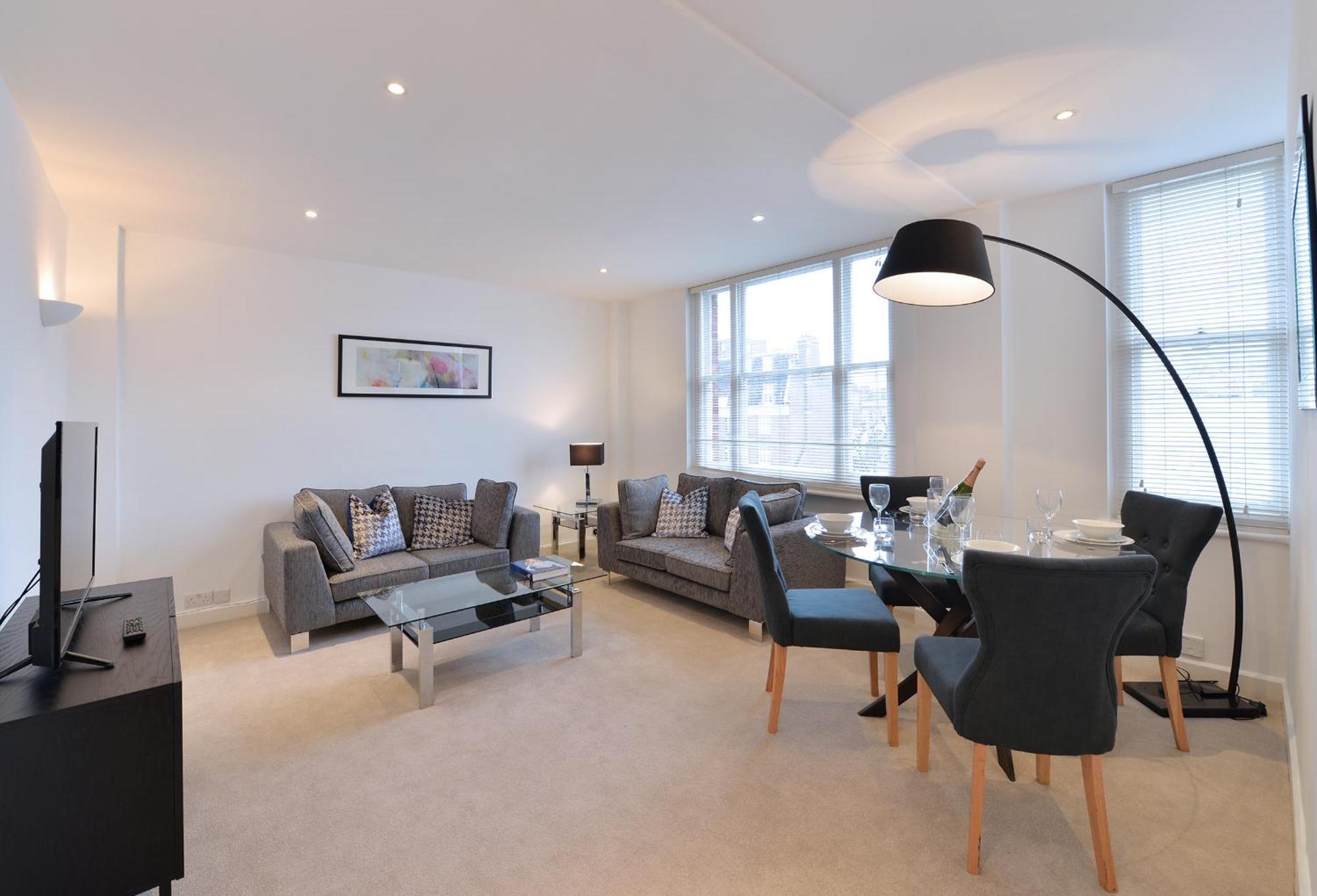 Hill Street Mayfair Apartment *