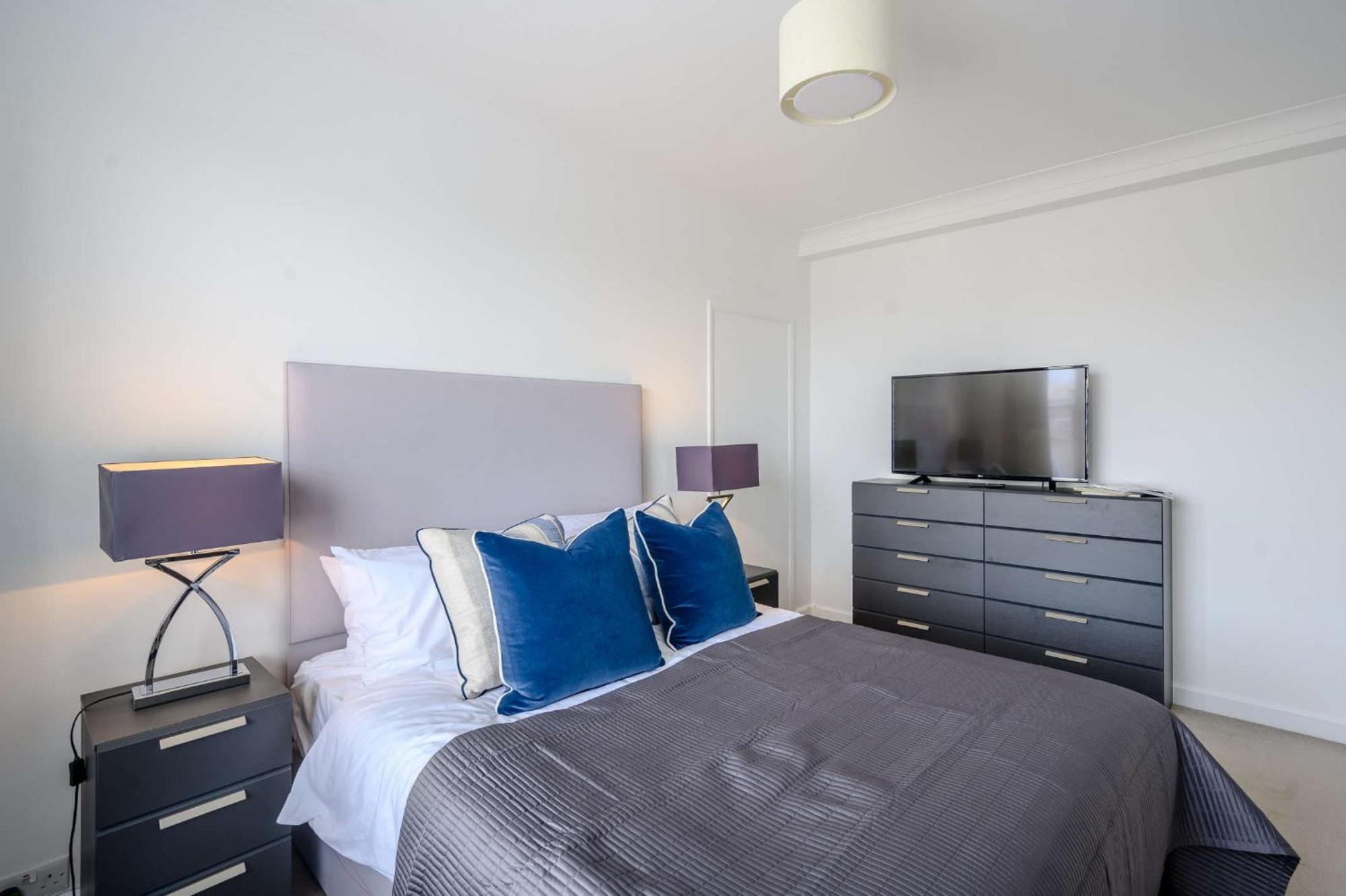 Apartment Hill Street Mayfair London