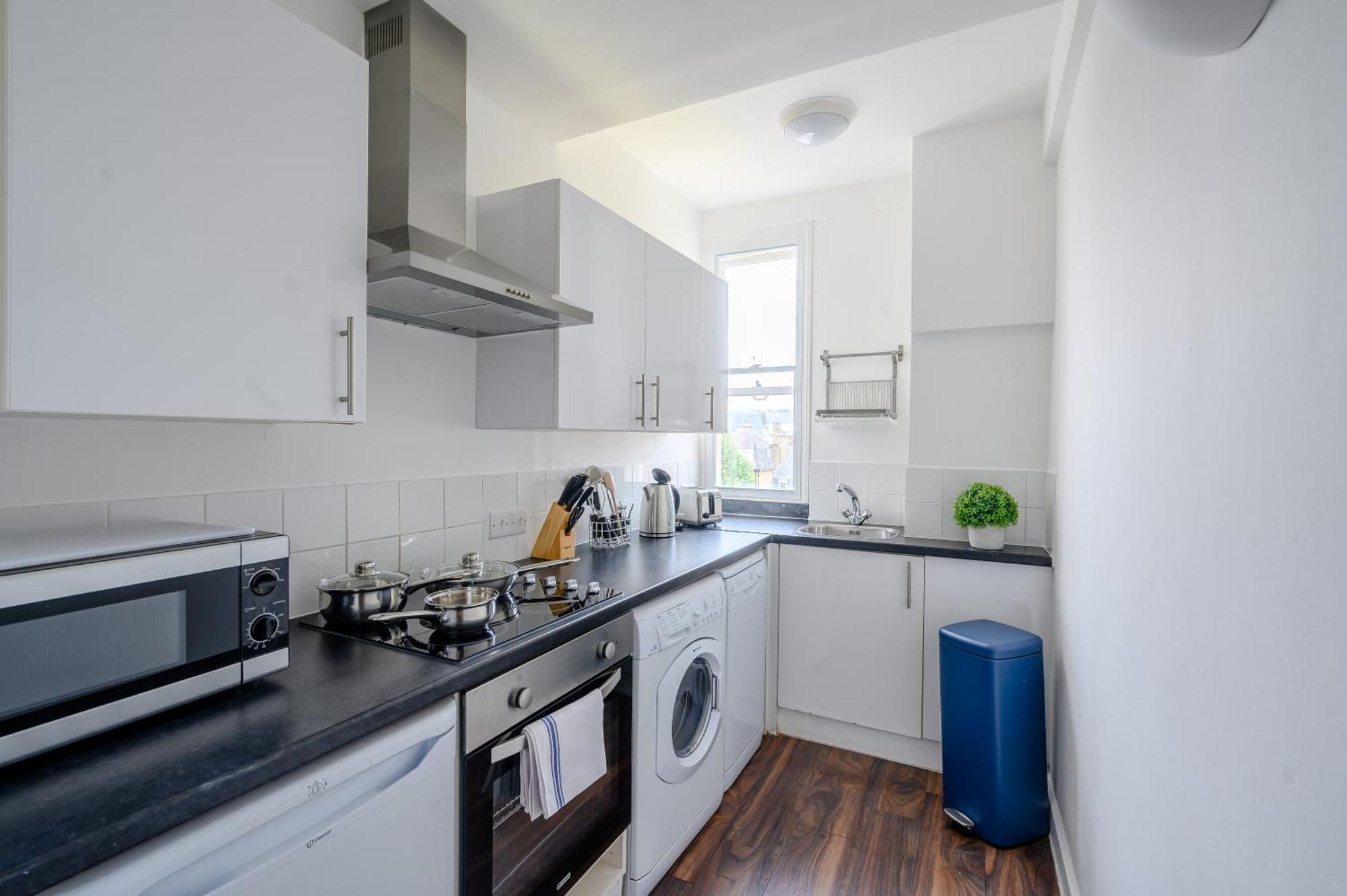 Hill Street Mayfair Apartment *