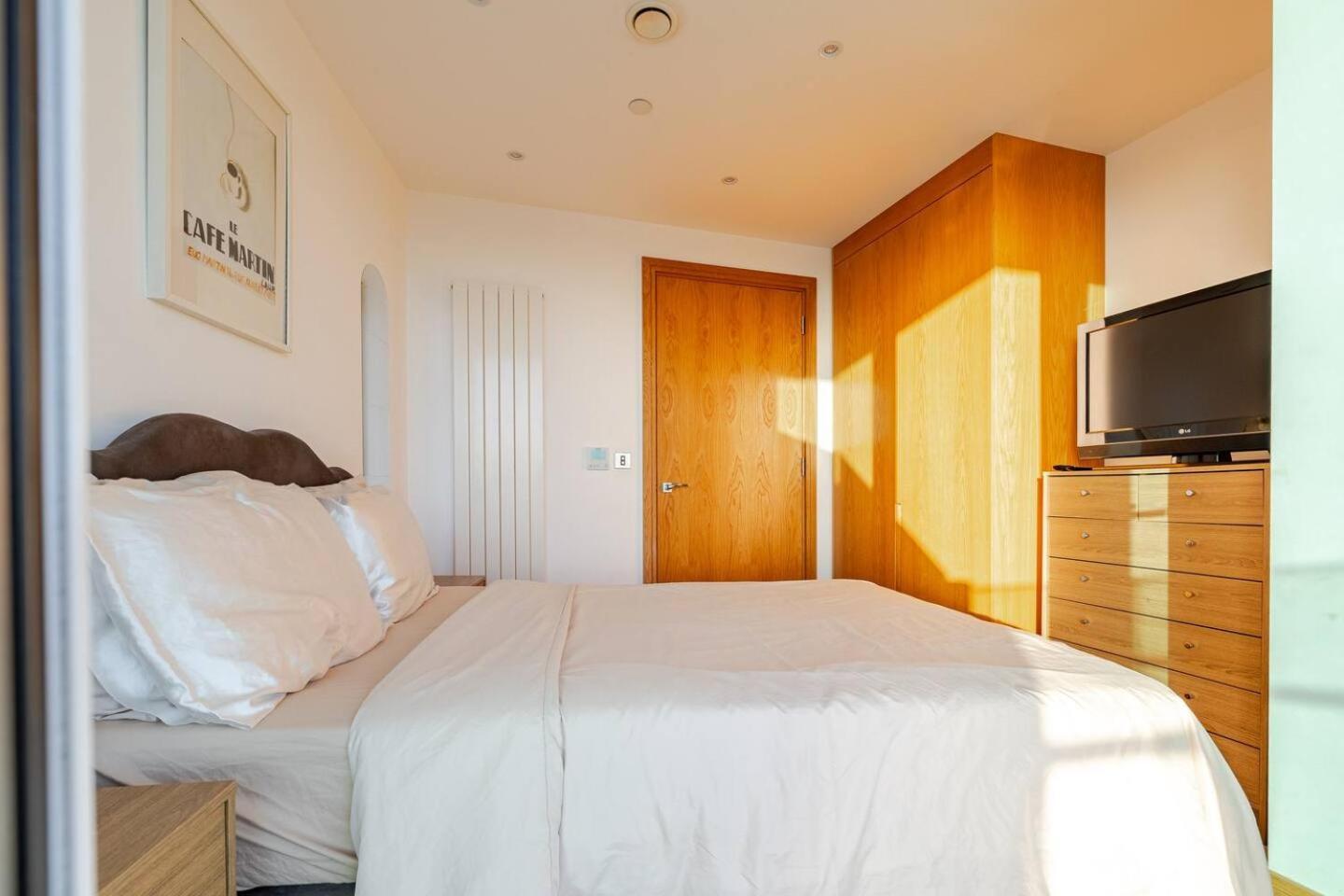 Luxurious Canary Wharf Aptartment - Outstanding View! Leilighet *