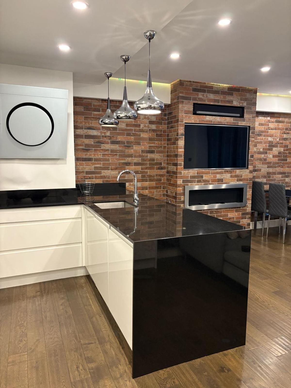 Estatesmen Selfridges Oxford Street Apartment