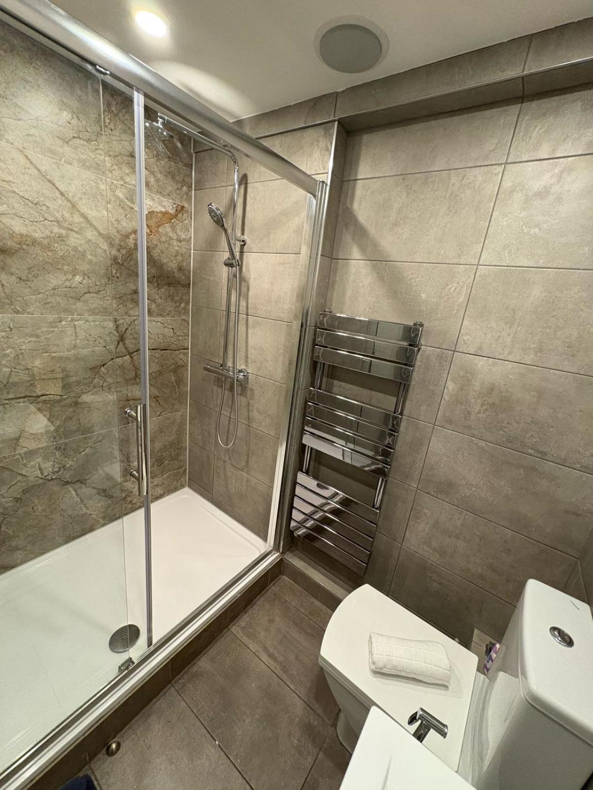 Estatesmen Selfridges Oxford Street Apartment *