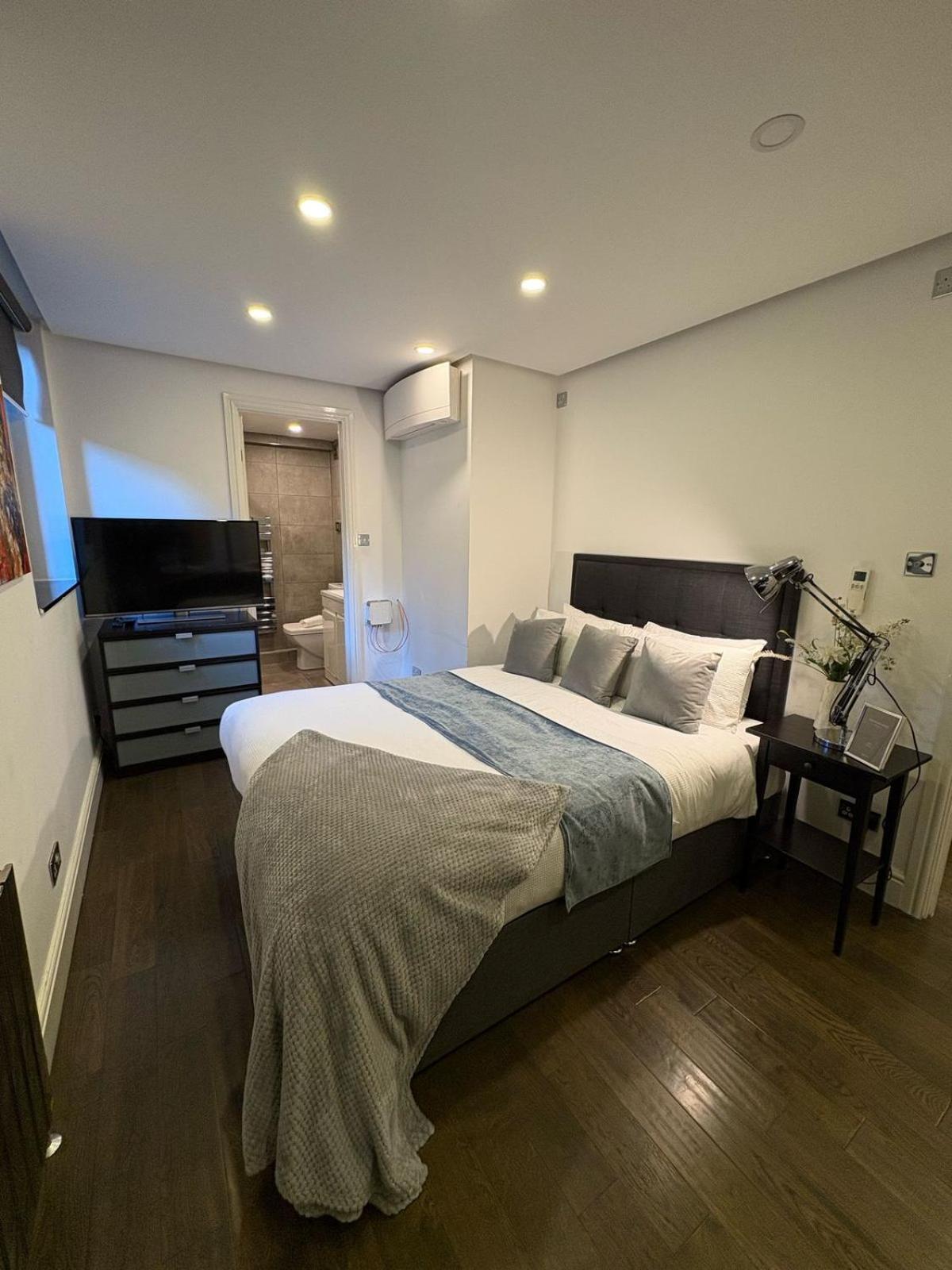 Apartment Estatesmen Selfridges Oxford Street *