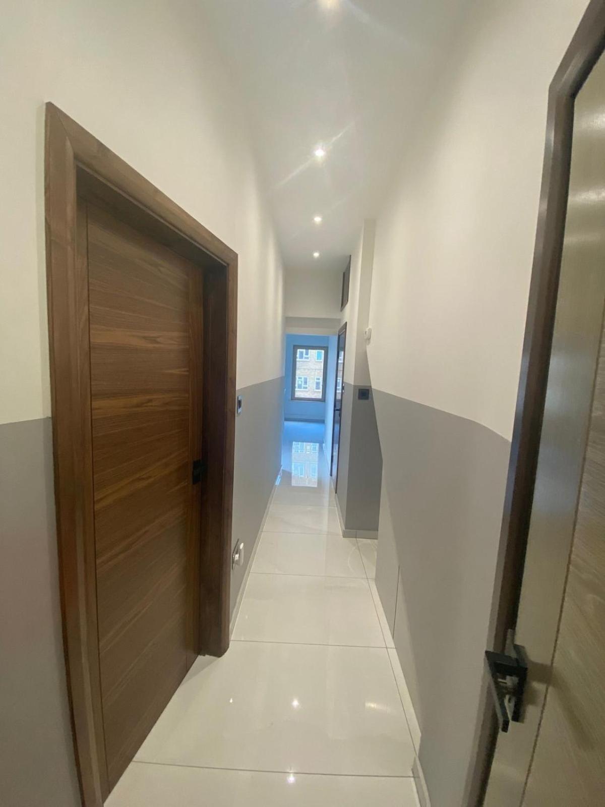 Lovely Spacious 2 Bed London