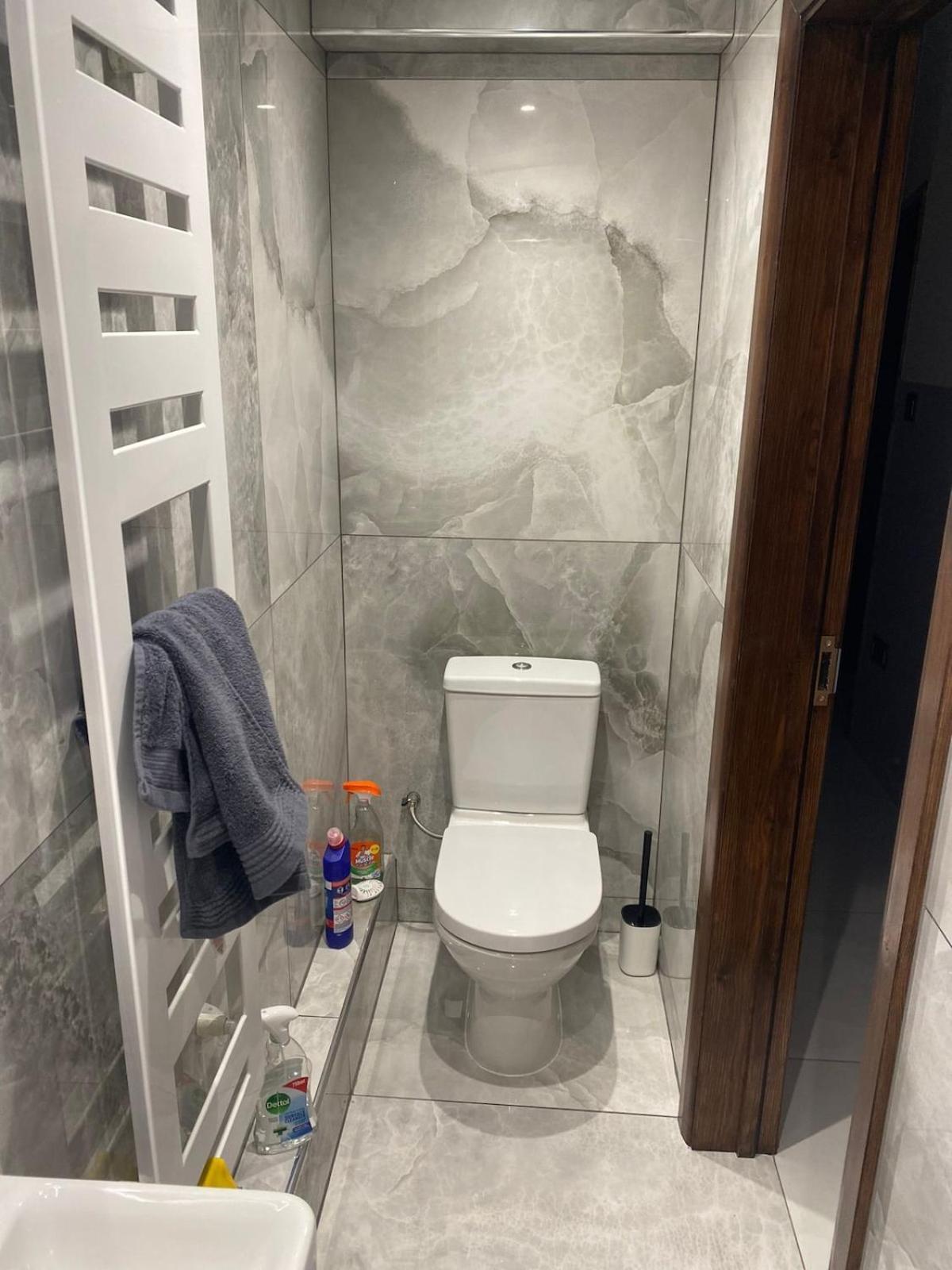 Lovely Spacious 2 Bed London