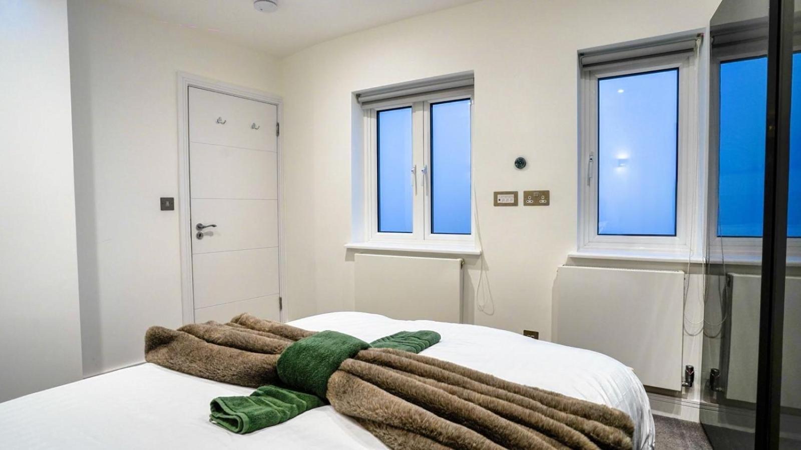 Hyde Park & Oxford Street Elegant House 2br 2ba *