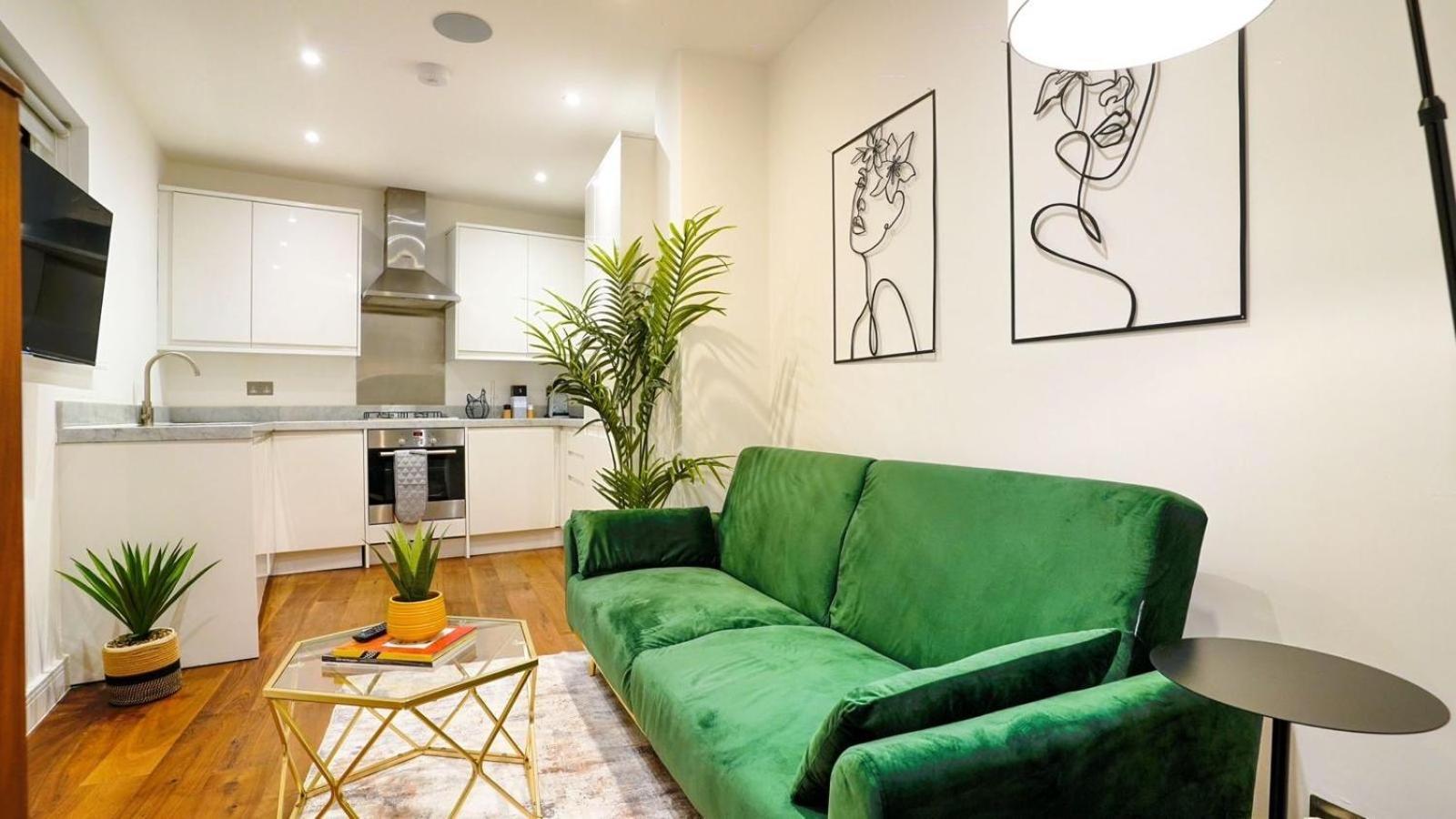Hyde Park & Oxford Street Elegant House 2br 2ba Apartment London