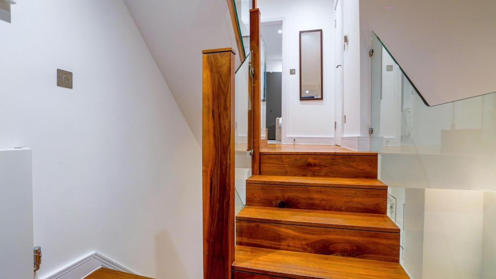 Hyde Park & Oxford Street Elegant House 2br 2ba London