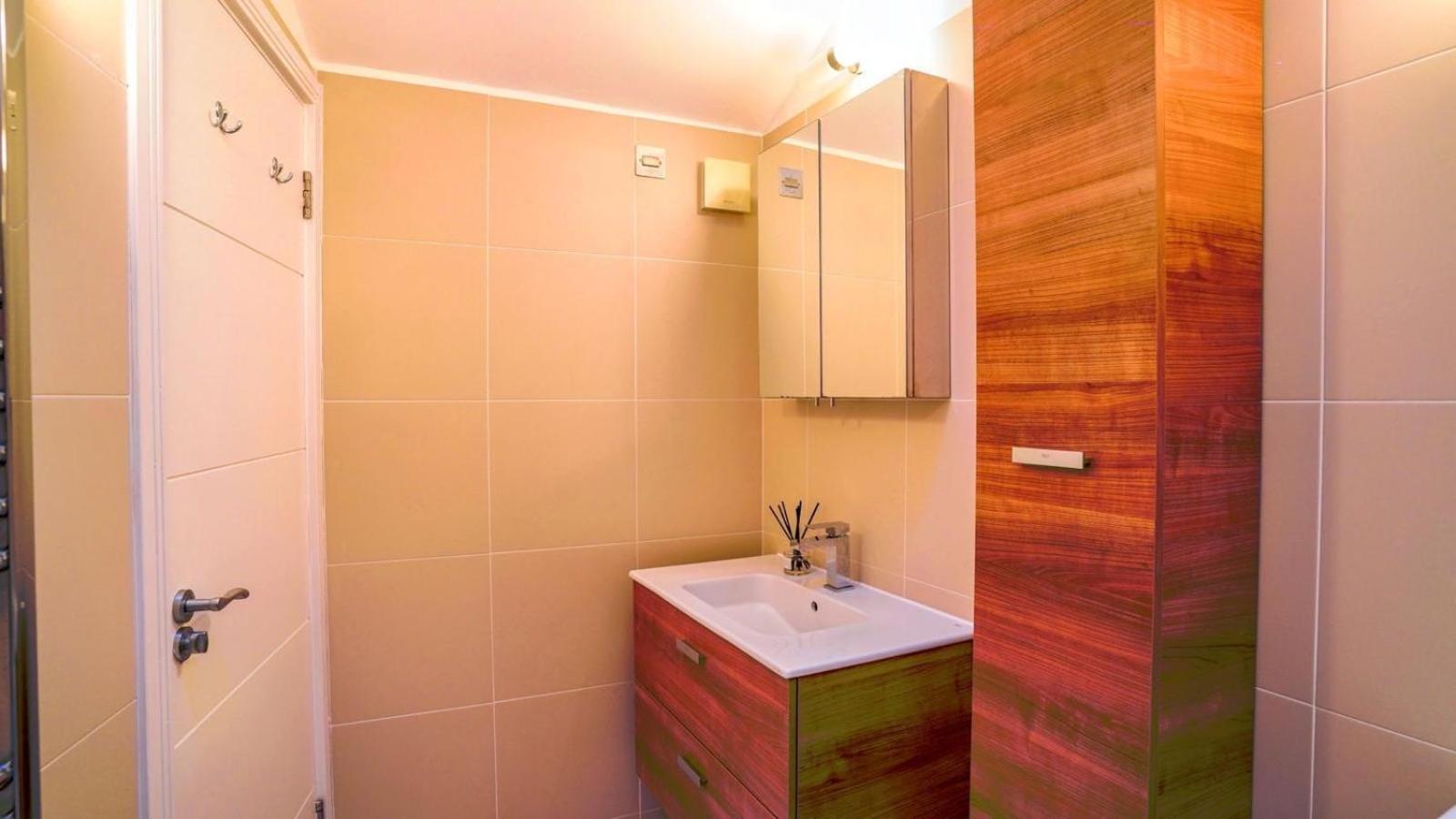 Hyde Park & Oxford Street Elegant House 2br 2ba * London
