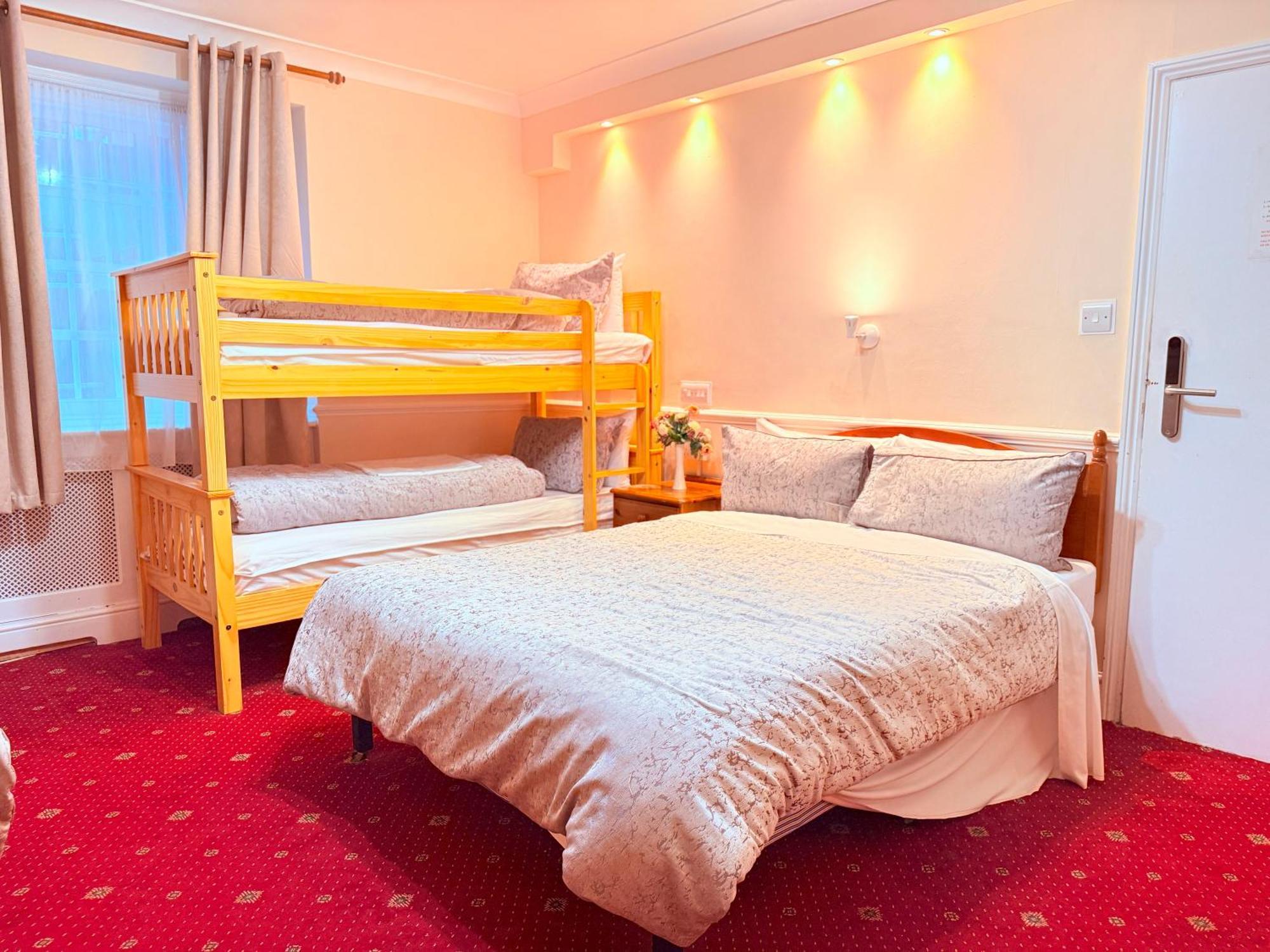 Gjestgiverier Europa House Hotel, Paddington 2*