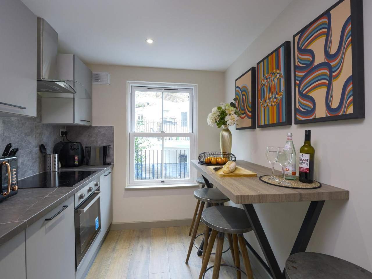 Appartement Heart Of Battersea Balcony Fast Wifi Netflix Wd Londen