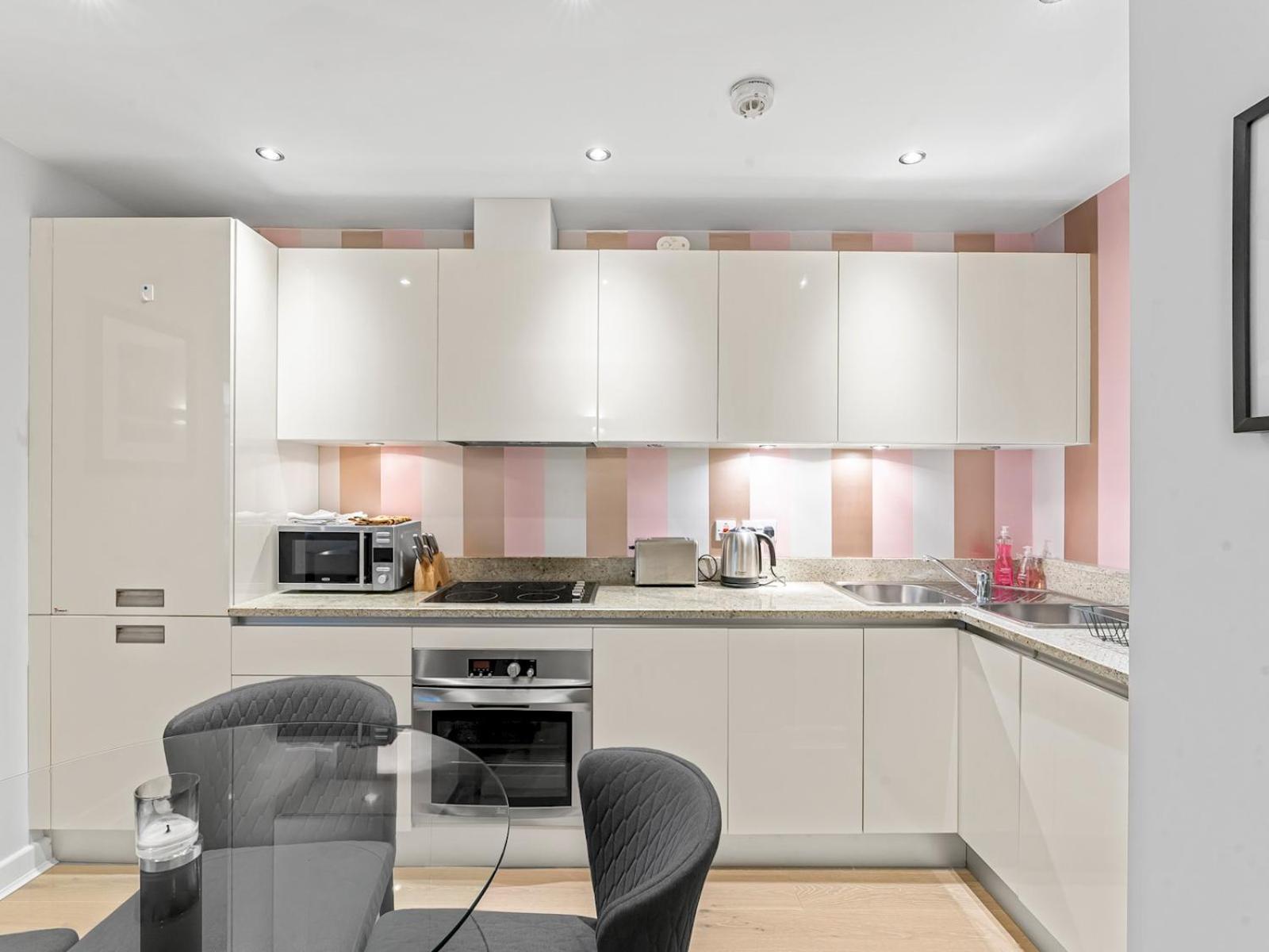 Pass The Keys - Modern In The Heart Of Shoreditch Apartment London