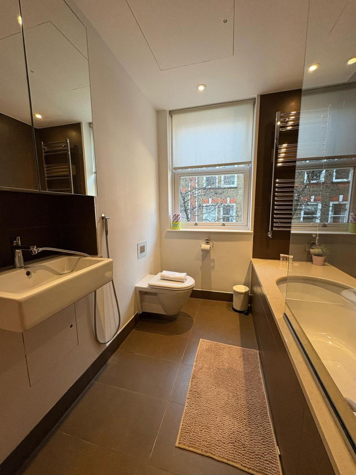 Estatesmen Selfridges Oxford Street Apartment London
