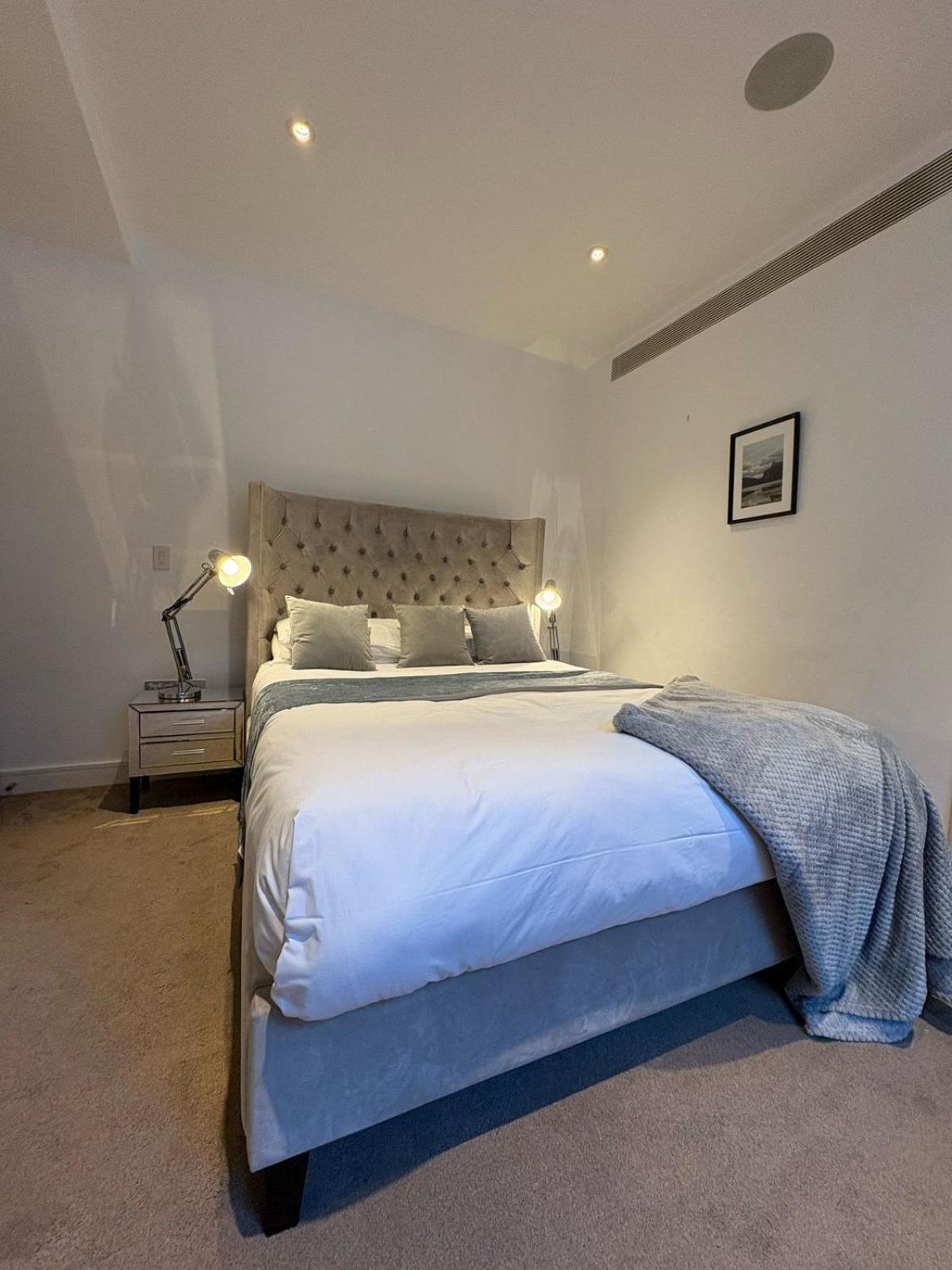 Estatesmen Selfridges Oxford Street Apartment London