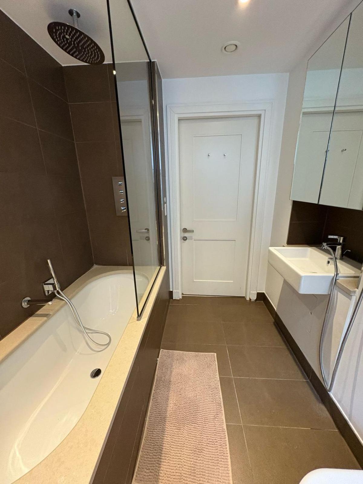 Estatesmen Selfridges Oxford Street Apartment