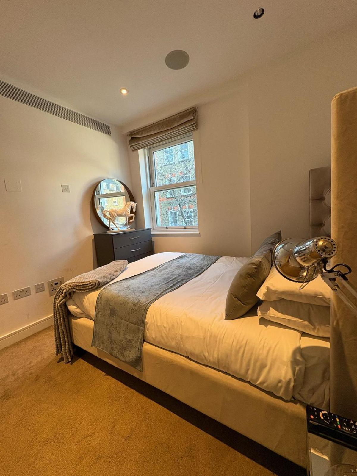 Apartment Estatesmen Selfridges Oxford Street
