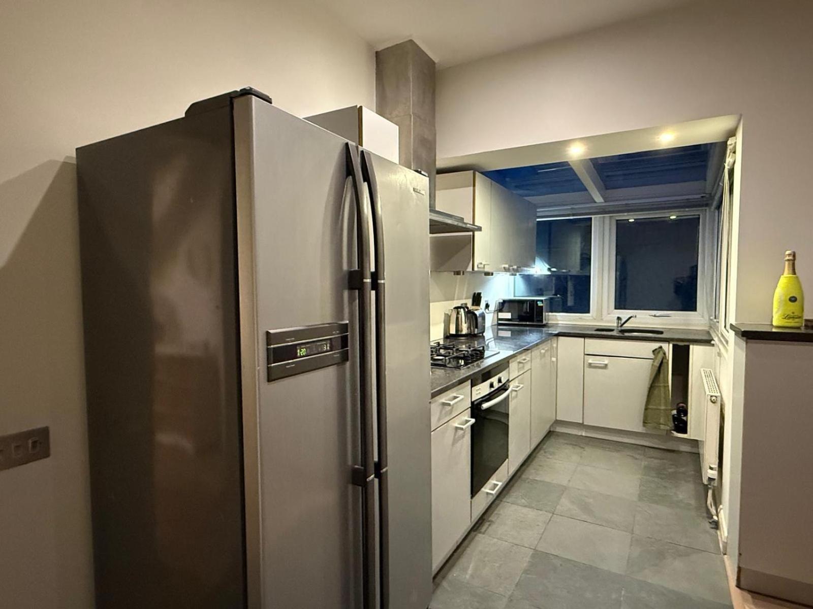 Apartment Spacious 3br In Heart Of Wimbledon London