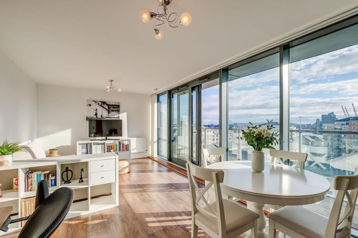 1br Riverside Stunning Thames View Near O2 Apartamento Londres