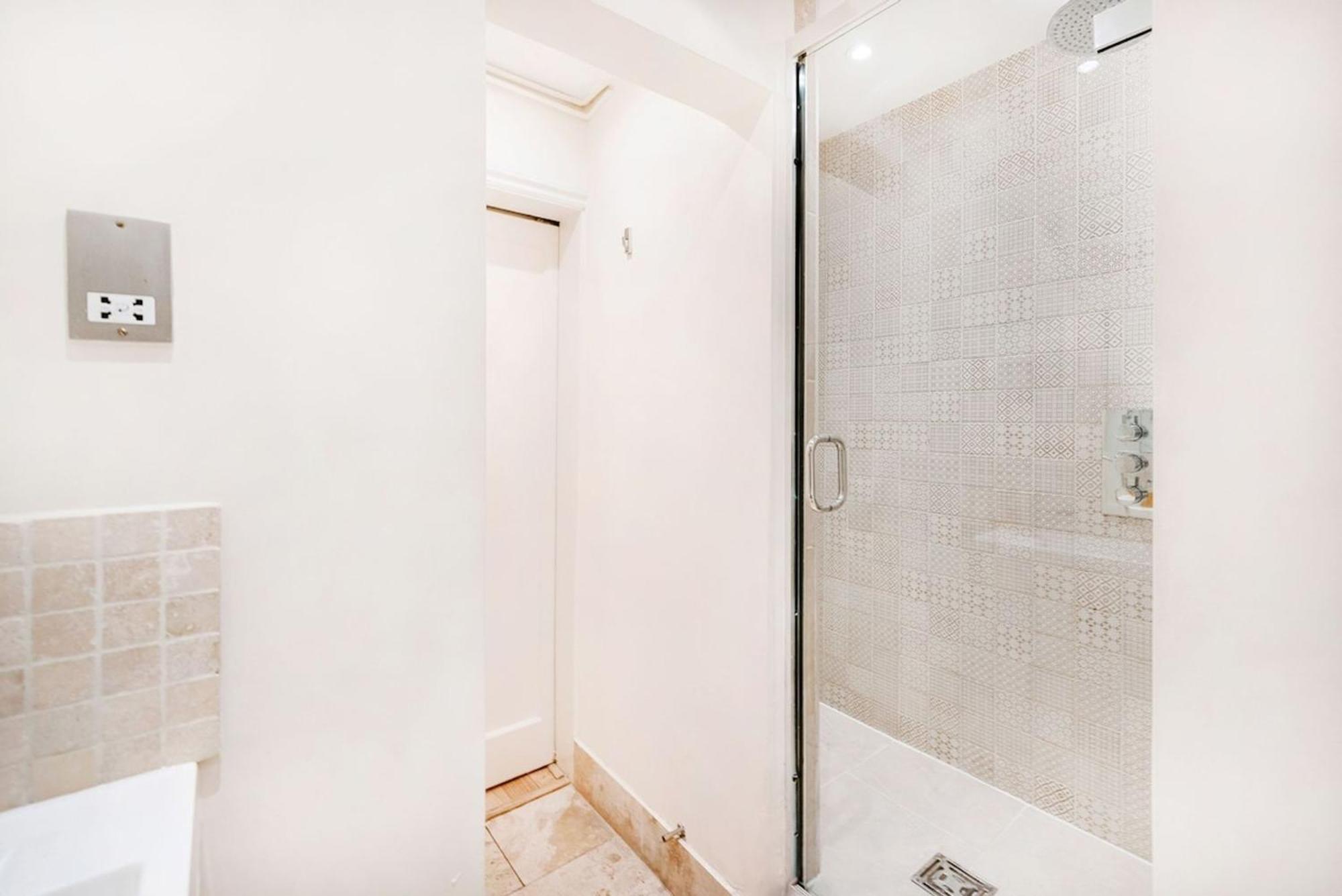 Stylish 1 Bedroom Flat In Notting Hill Apartment