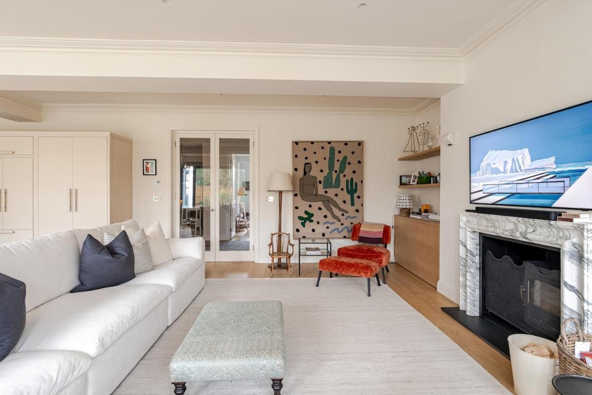 Luxury Open Plan 5 Bed House With Garden & Parking Londen