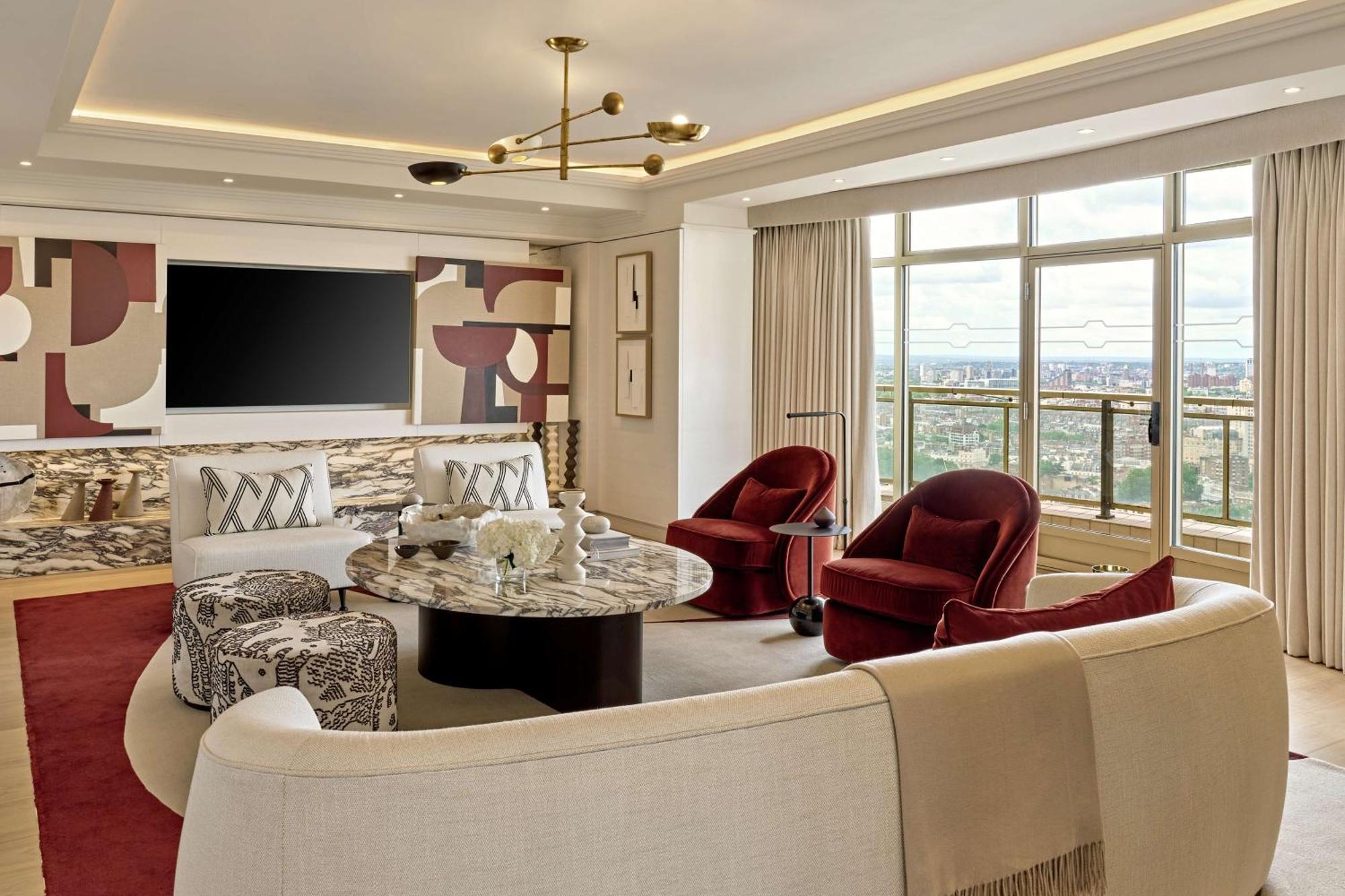 Hilton On Park Lane 5*