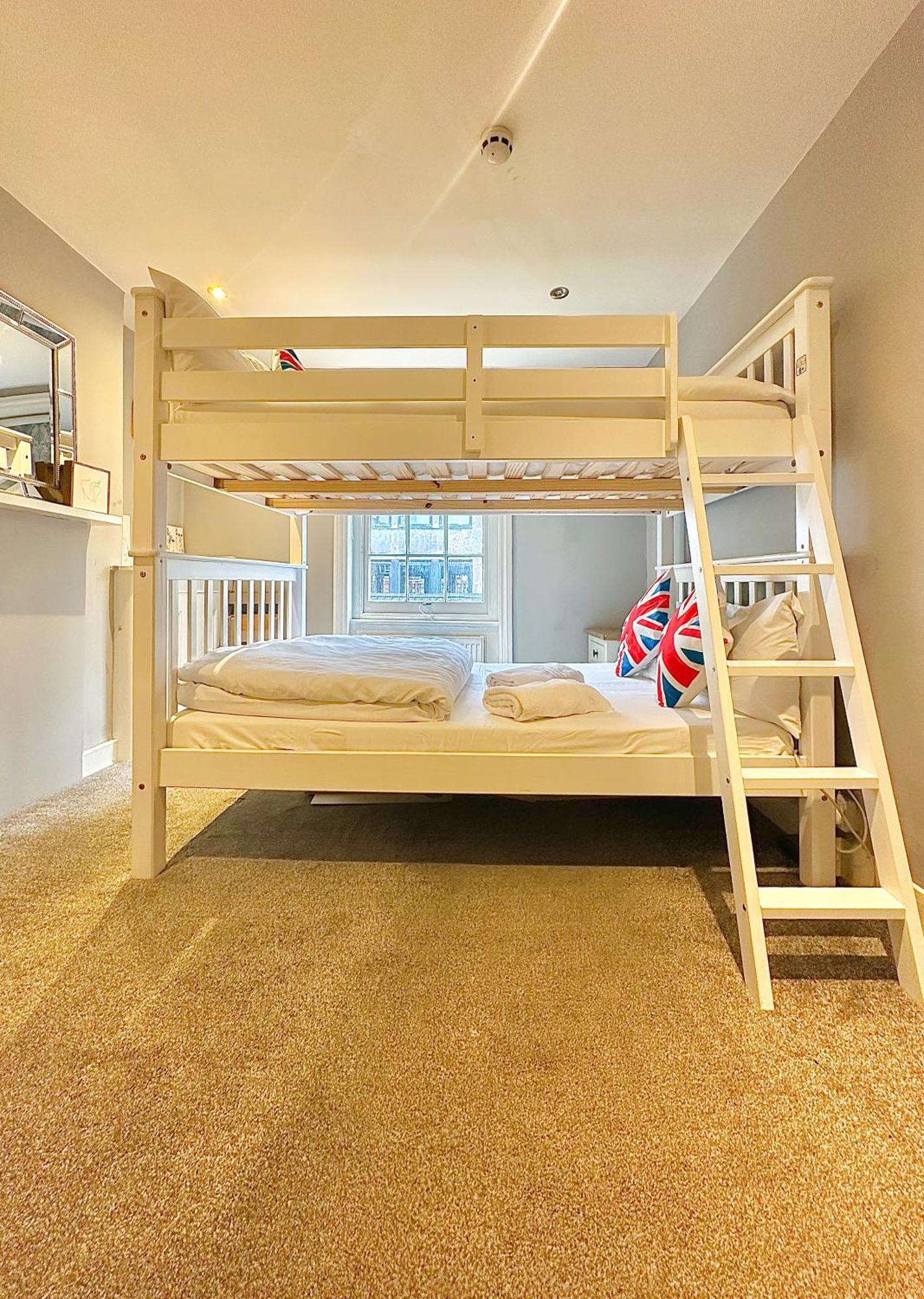 Guest house Edgware