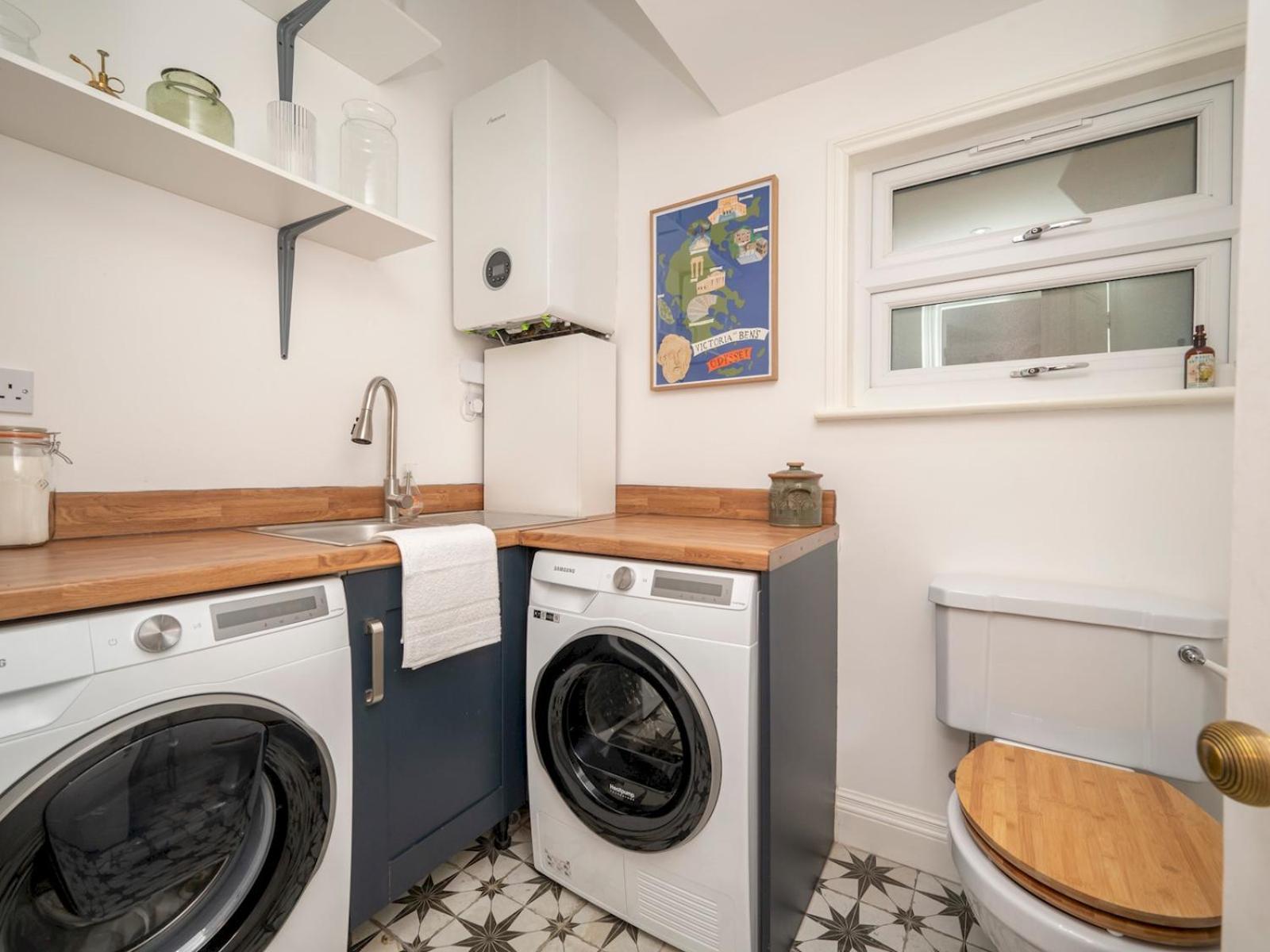 Charming Victorian 25mins To Bridge Pass The Keys * London
