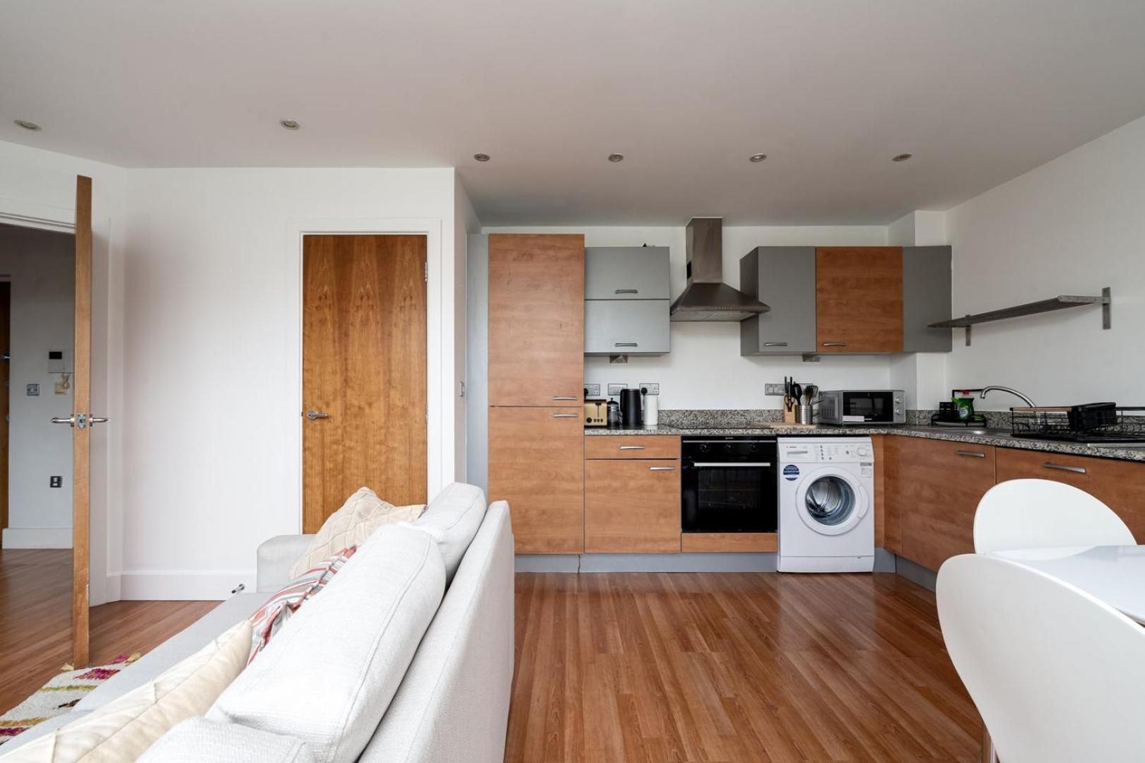Apartment Guestready - Modern With Balcony No Wifi