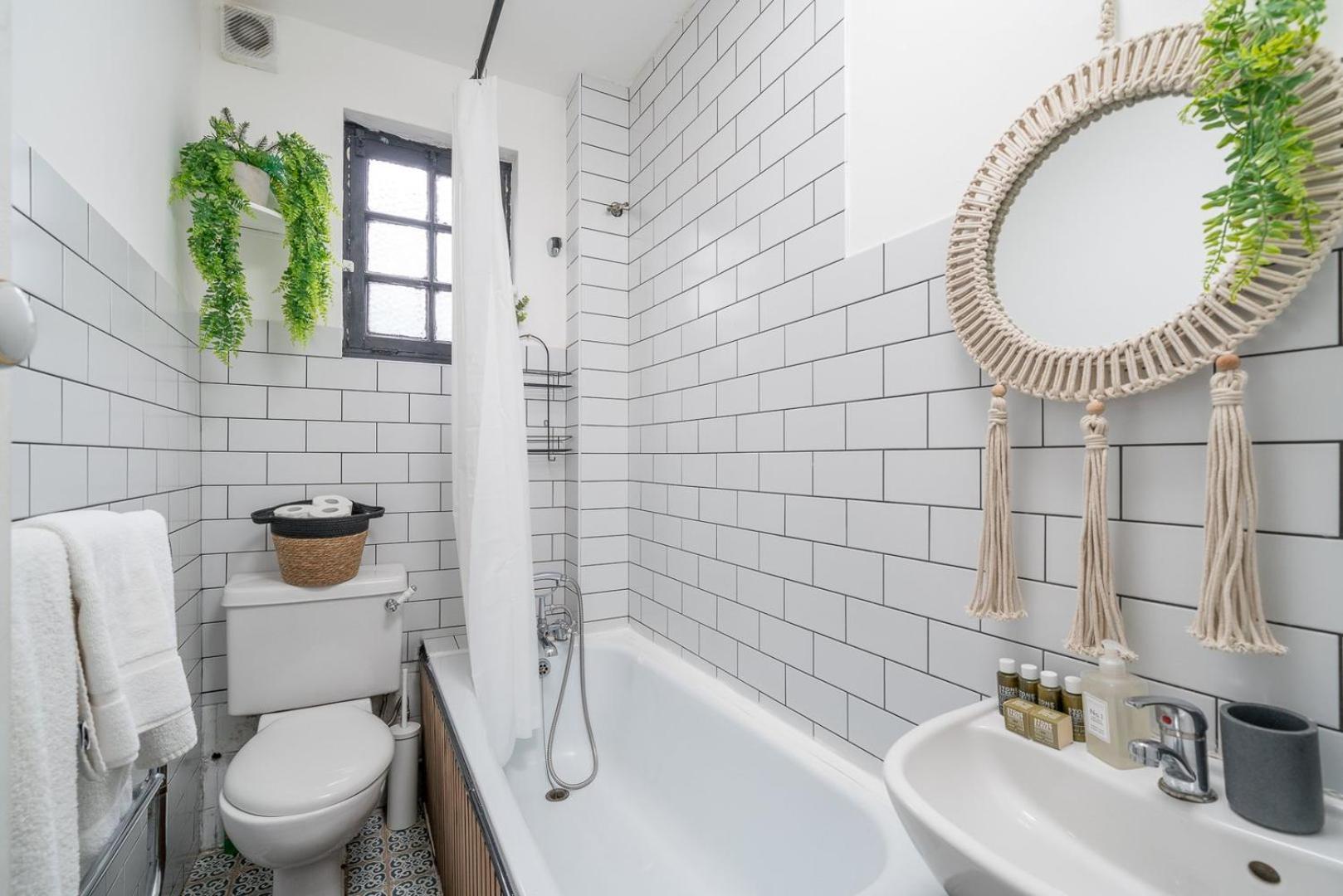 Apartment Charming Mews Flat Near Little Venice London