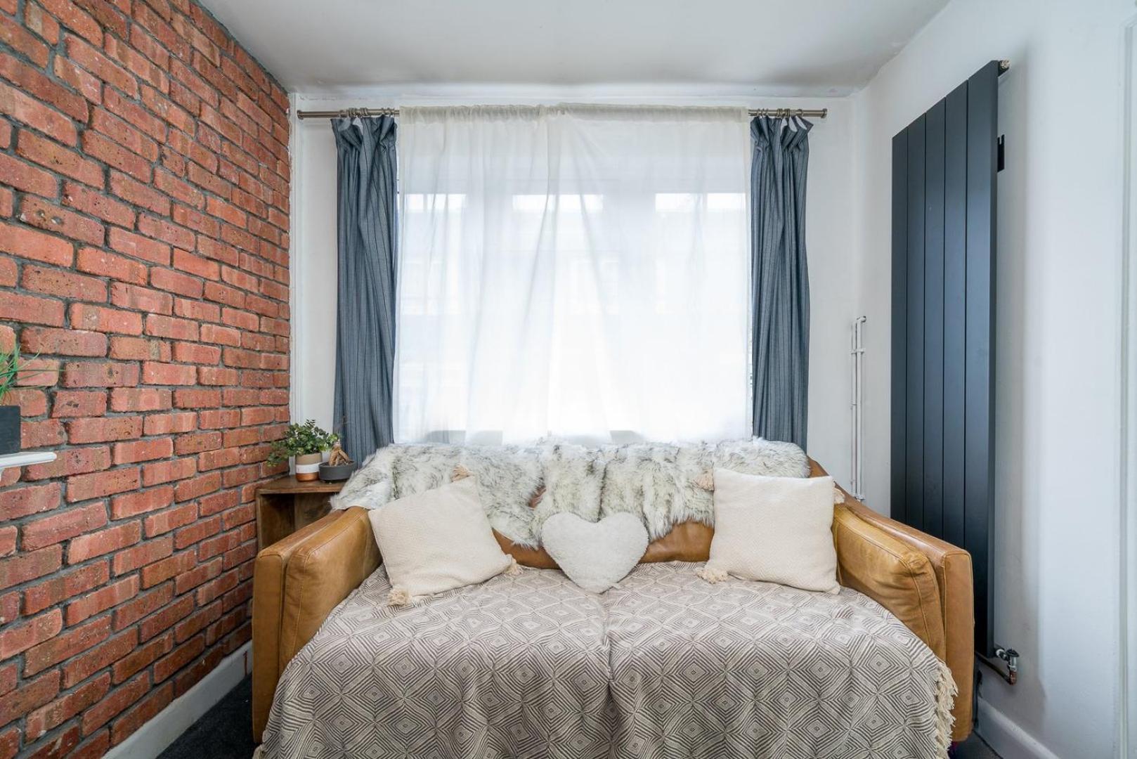 Charming Mews Flat Near Little Venice Apartment