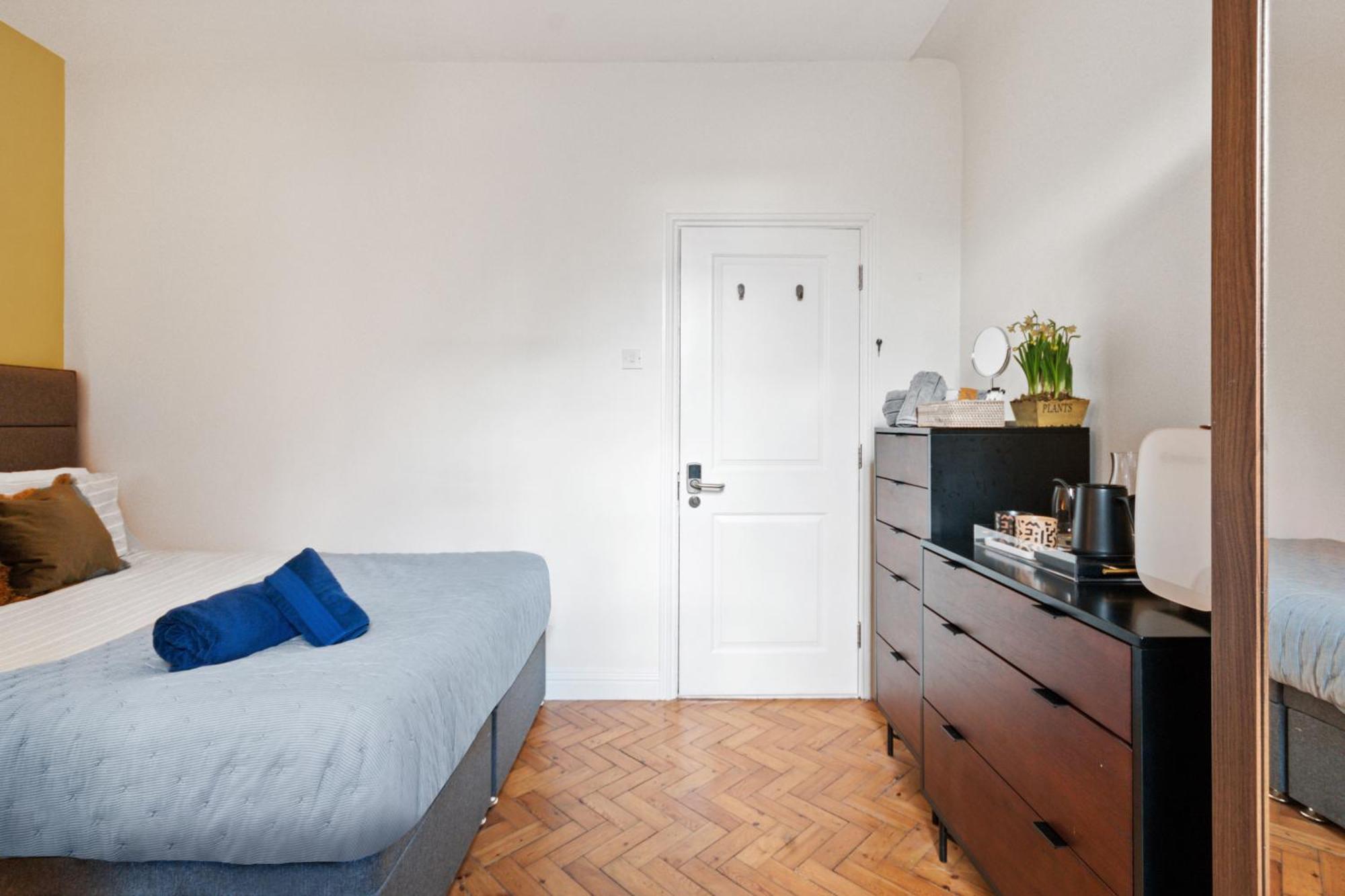 The Vicarage Tooting, Sw17 Guest house